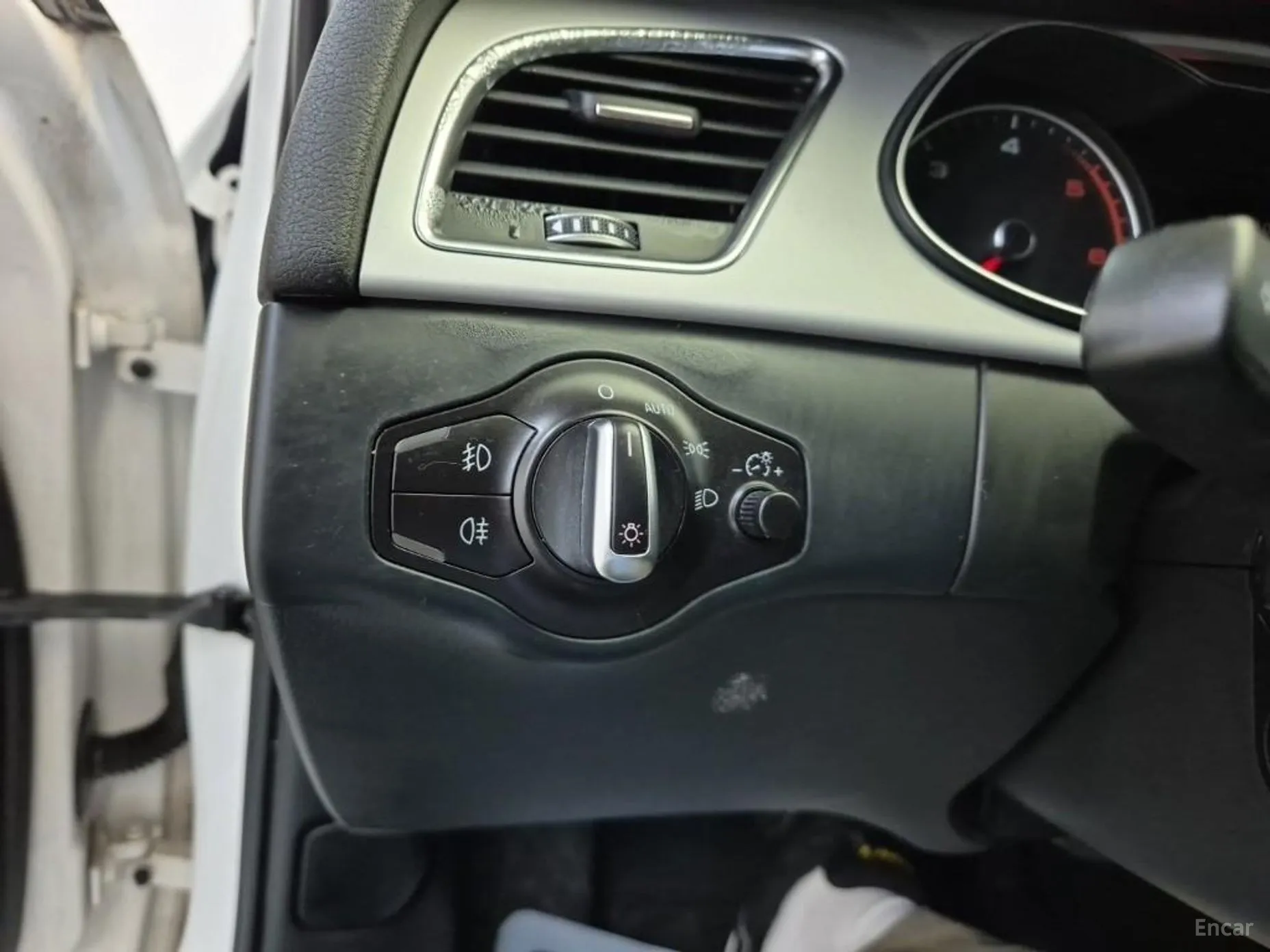 Audi New A4 превью 18
