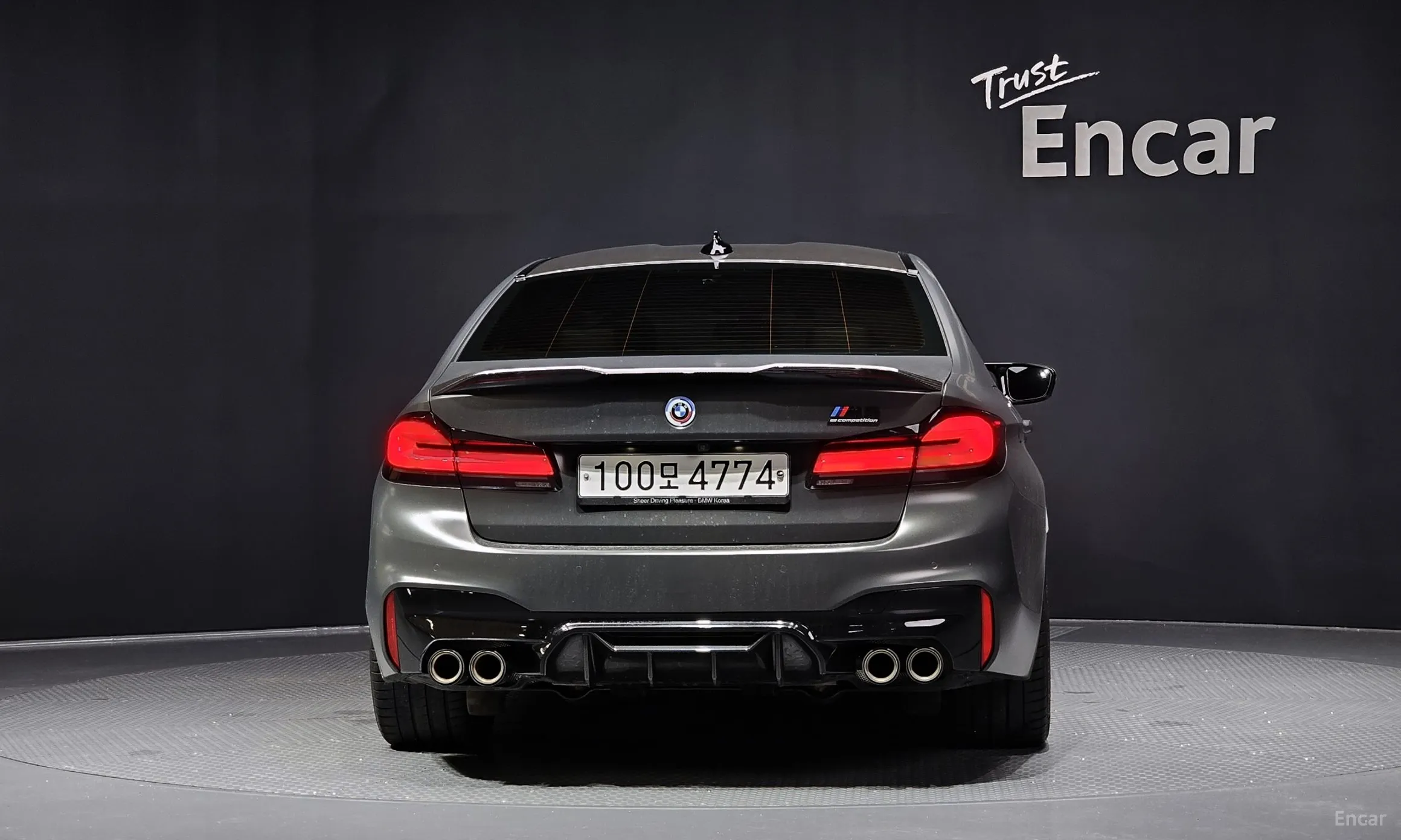 BMW M5 (F90) превью 3
