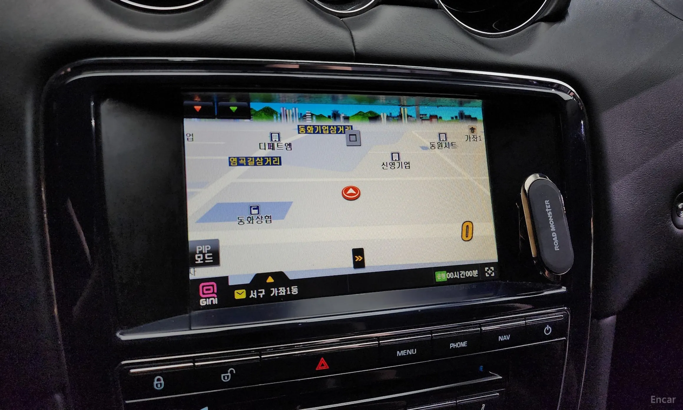 Jaguar All New XJ превью 14
