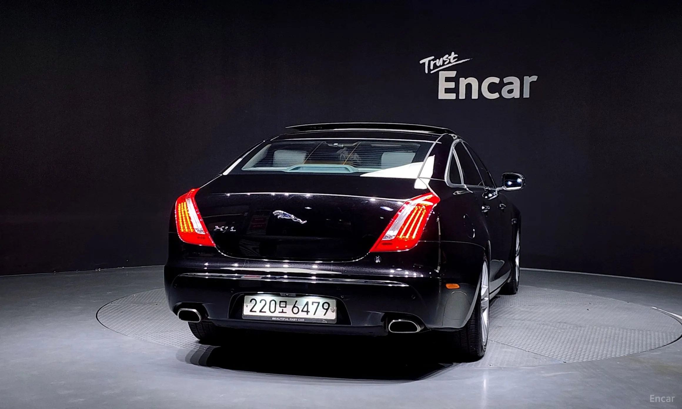 Jaguar All New XJ превью 4