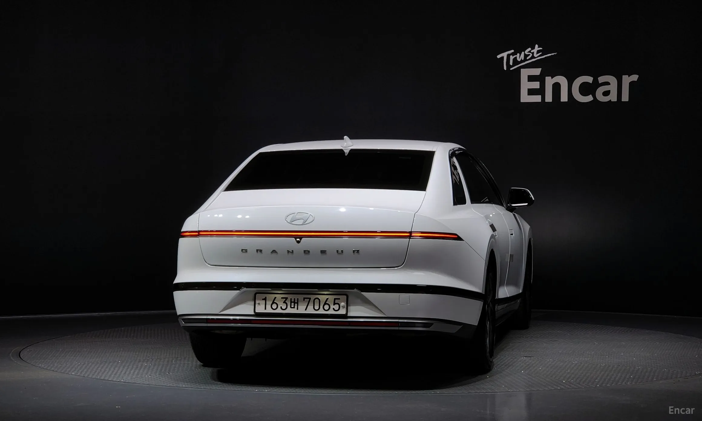 Hyundai Grandeur (GN7) превью 3