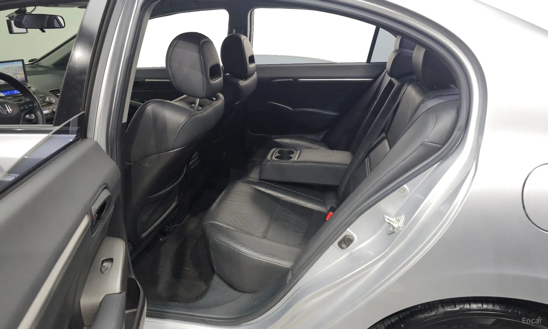 Honda Civic превью 11