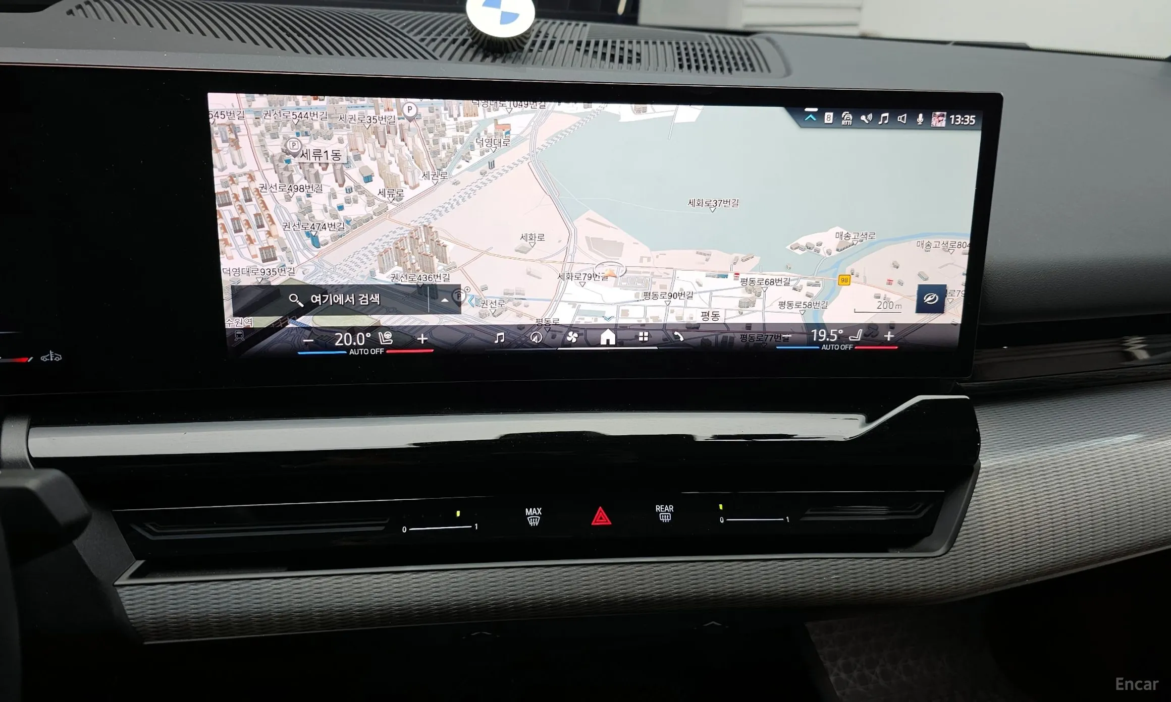 BMW 5 Series (G60) превью 14