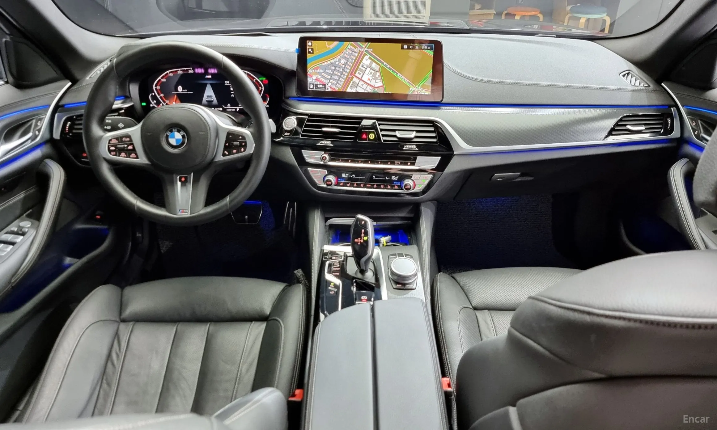 BMW 5 Series (G30) превью 4