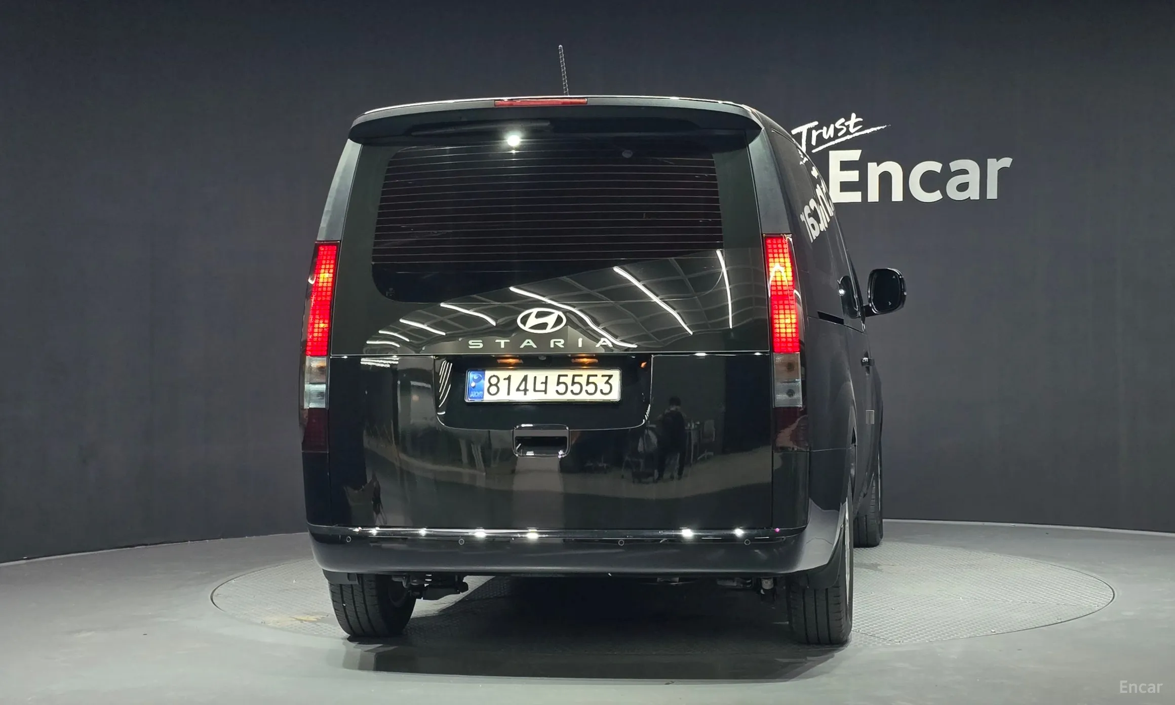 Hyundai Staria превью 3