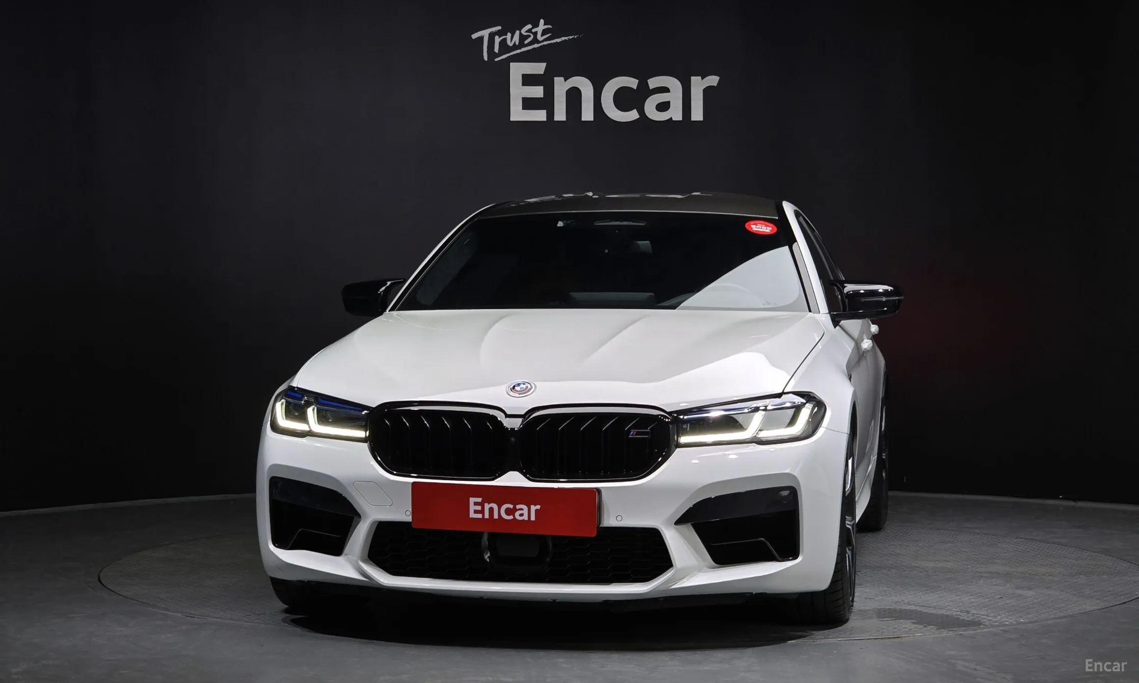 BMW M5 (F90)