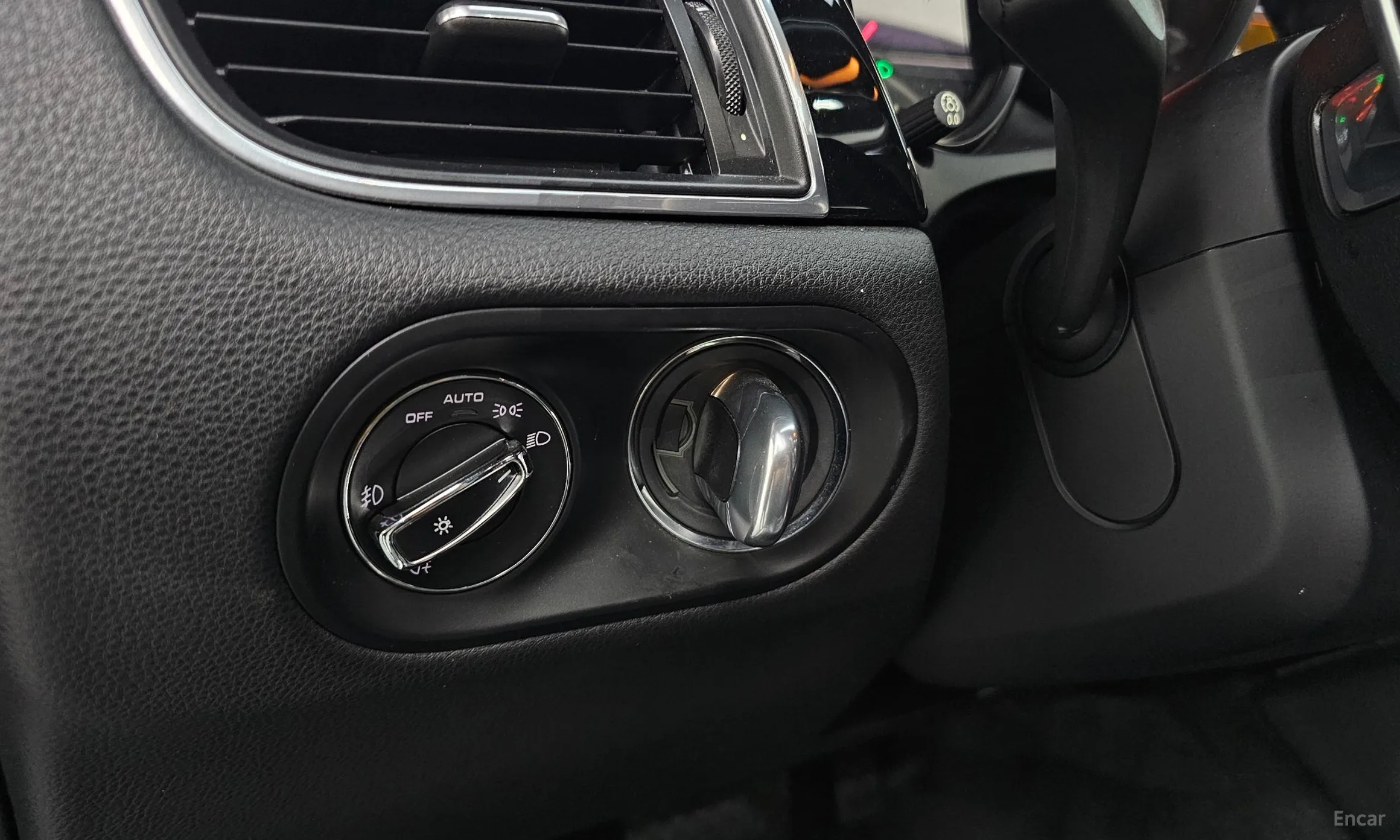 Porsche Macan превью 18
