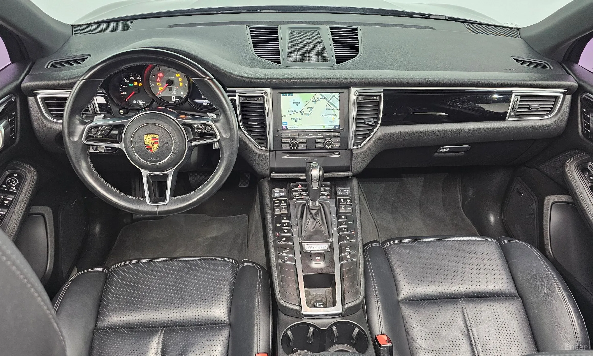 Porsche Macan превью 7
