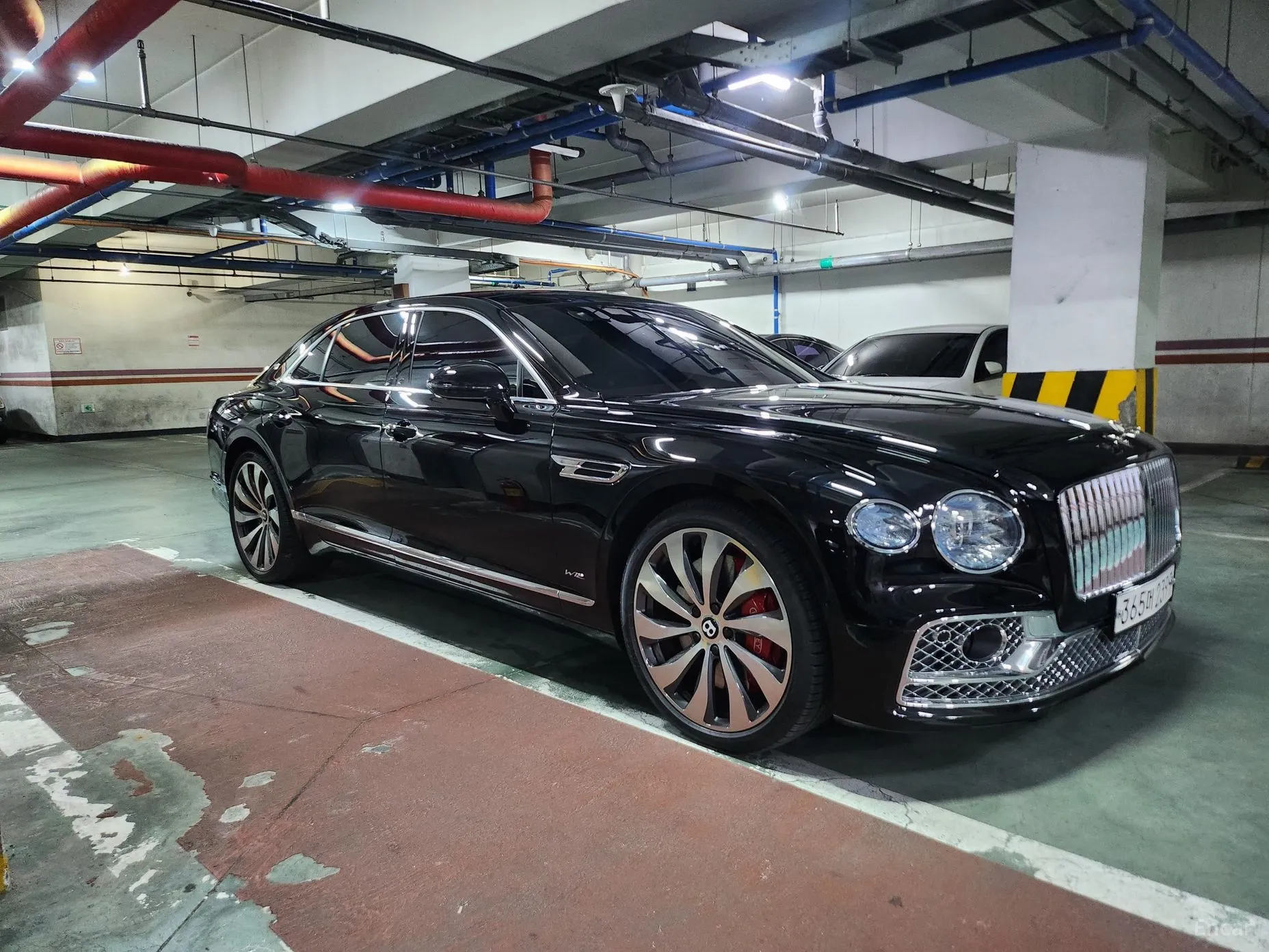 Bentley Flying Spur 3rd Generation превью 6