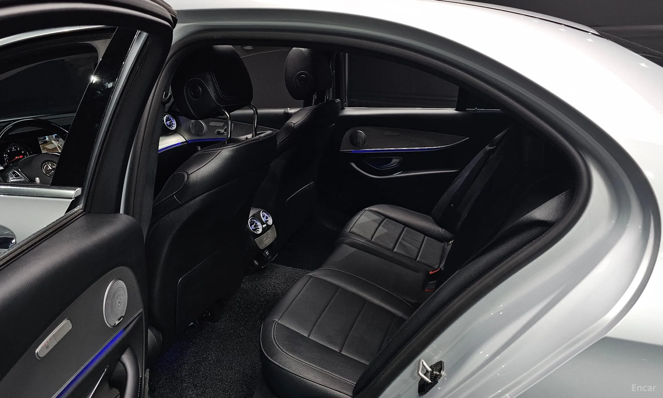 Mercedes Benz E-Class W213 превью 12