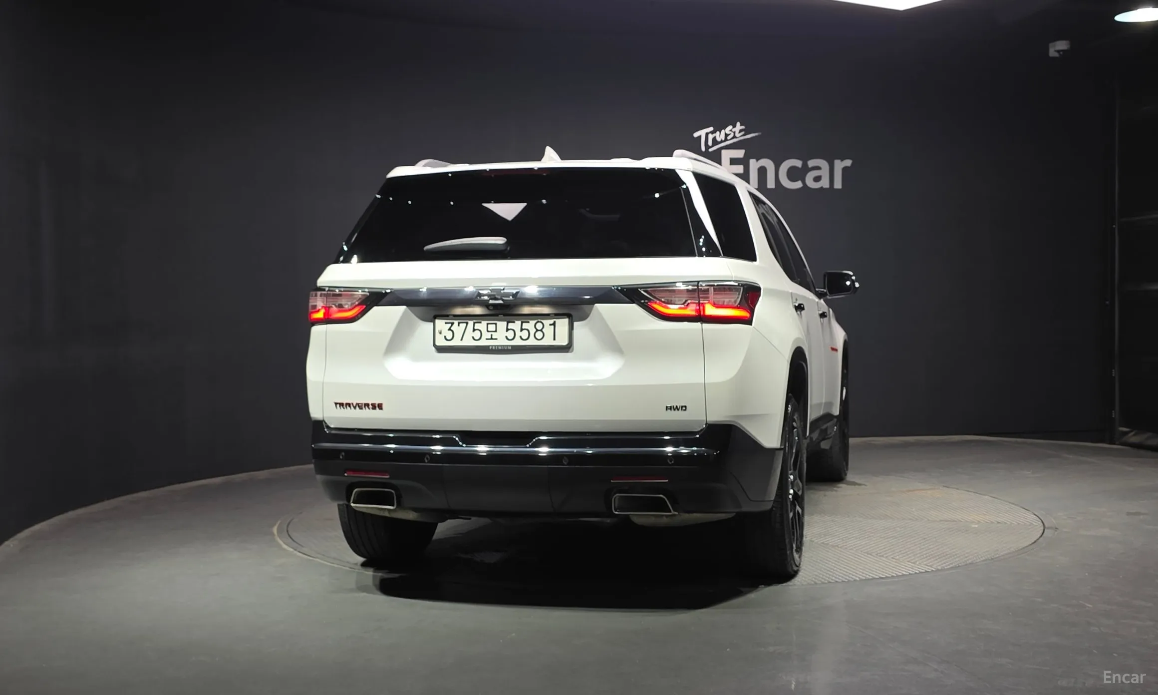 Chevrolet (GM Daewoo) Traverse превью 3