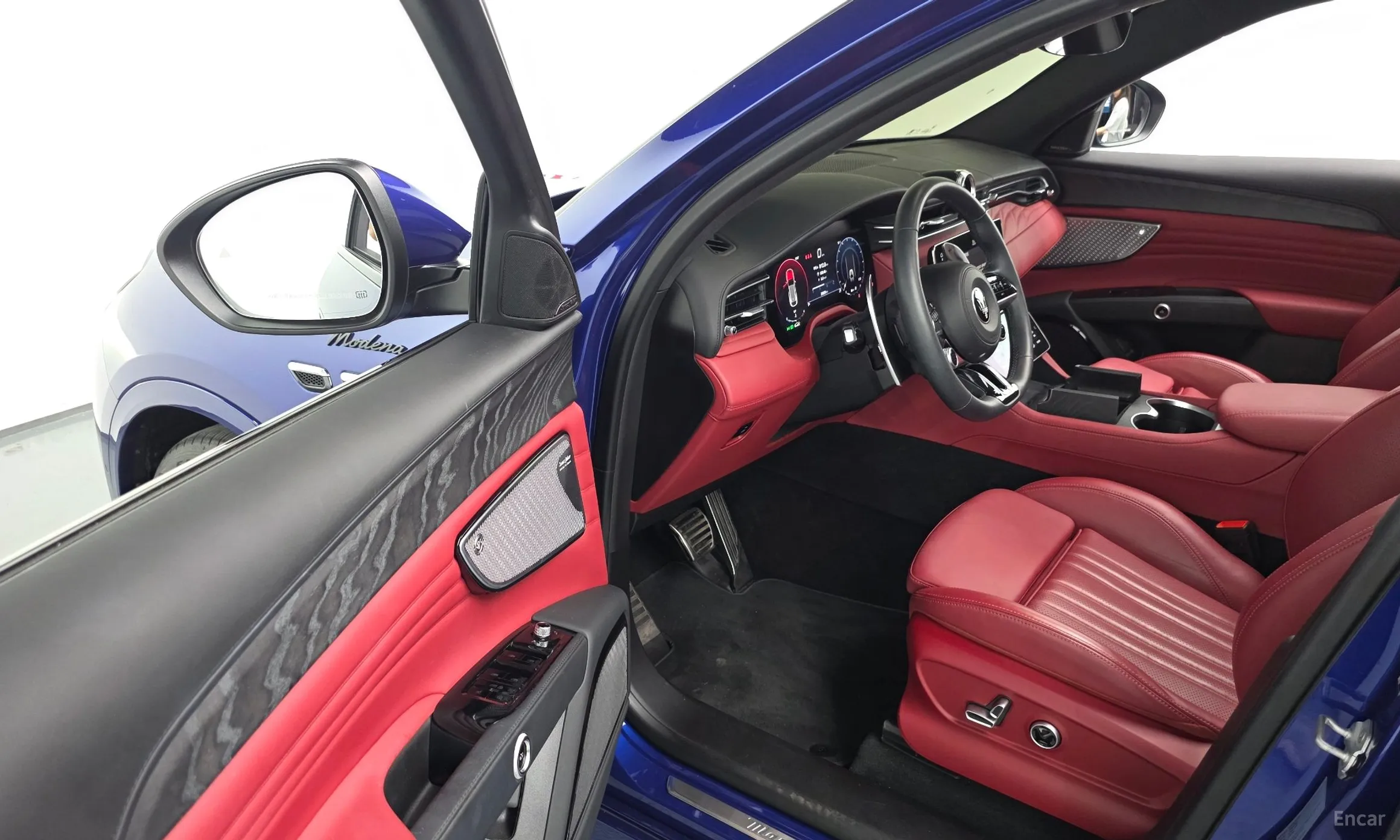 Maserati Grekale превью 11