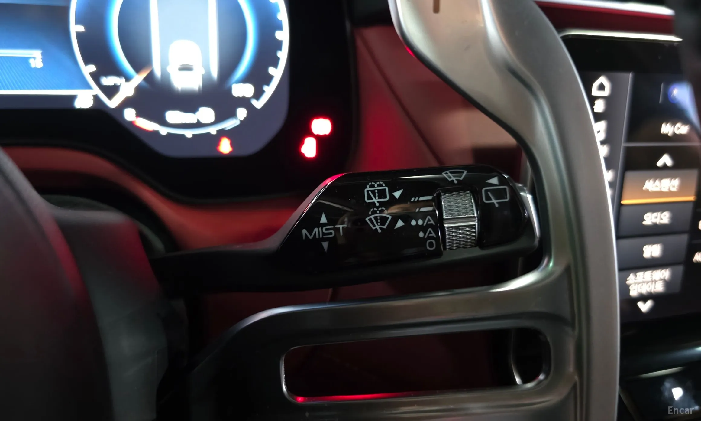 Maserati Grekale превью 9