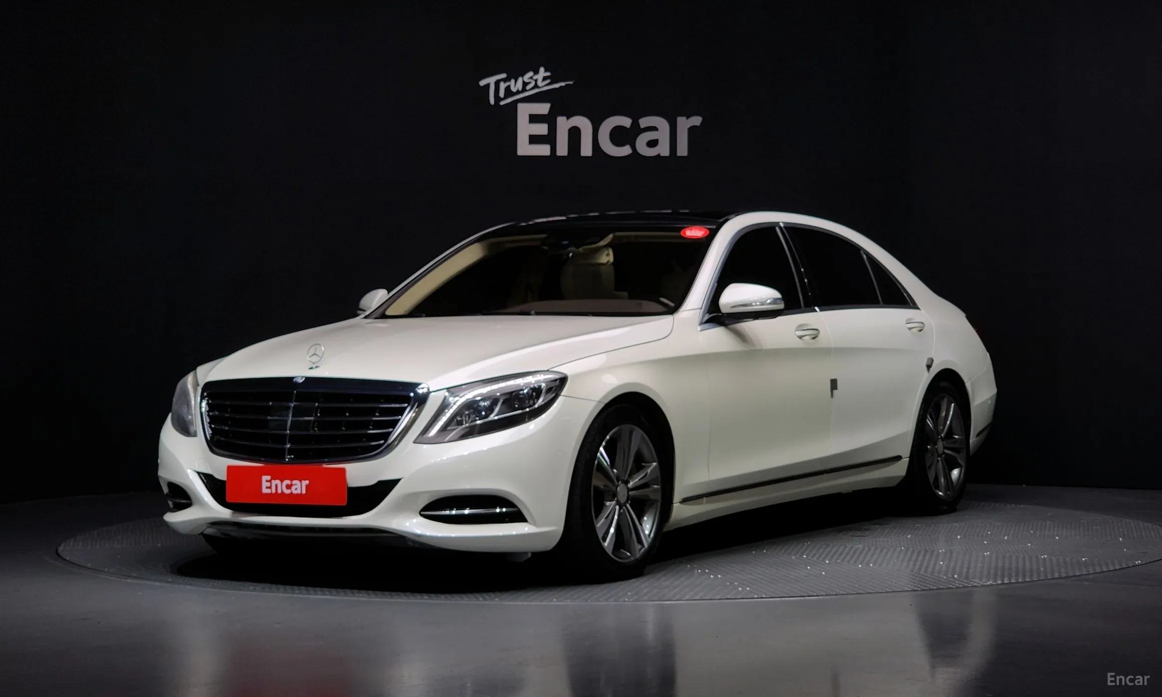 Mercedes Benz S-Class W222