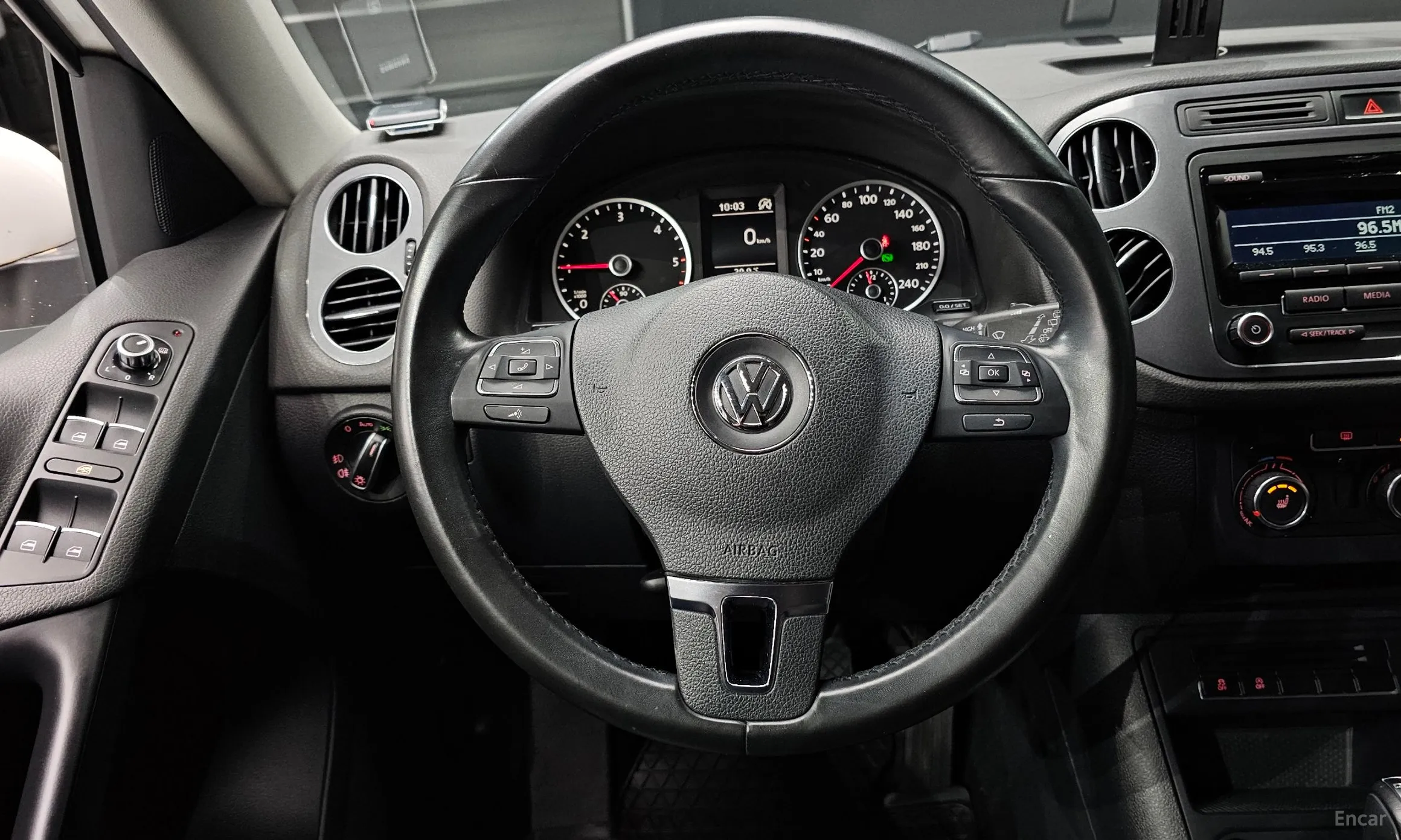 Volkswagen New Tiguan превью 13