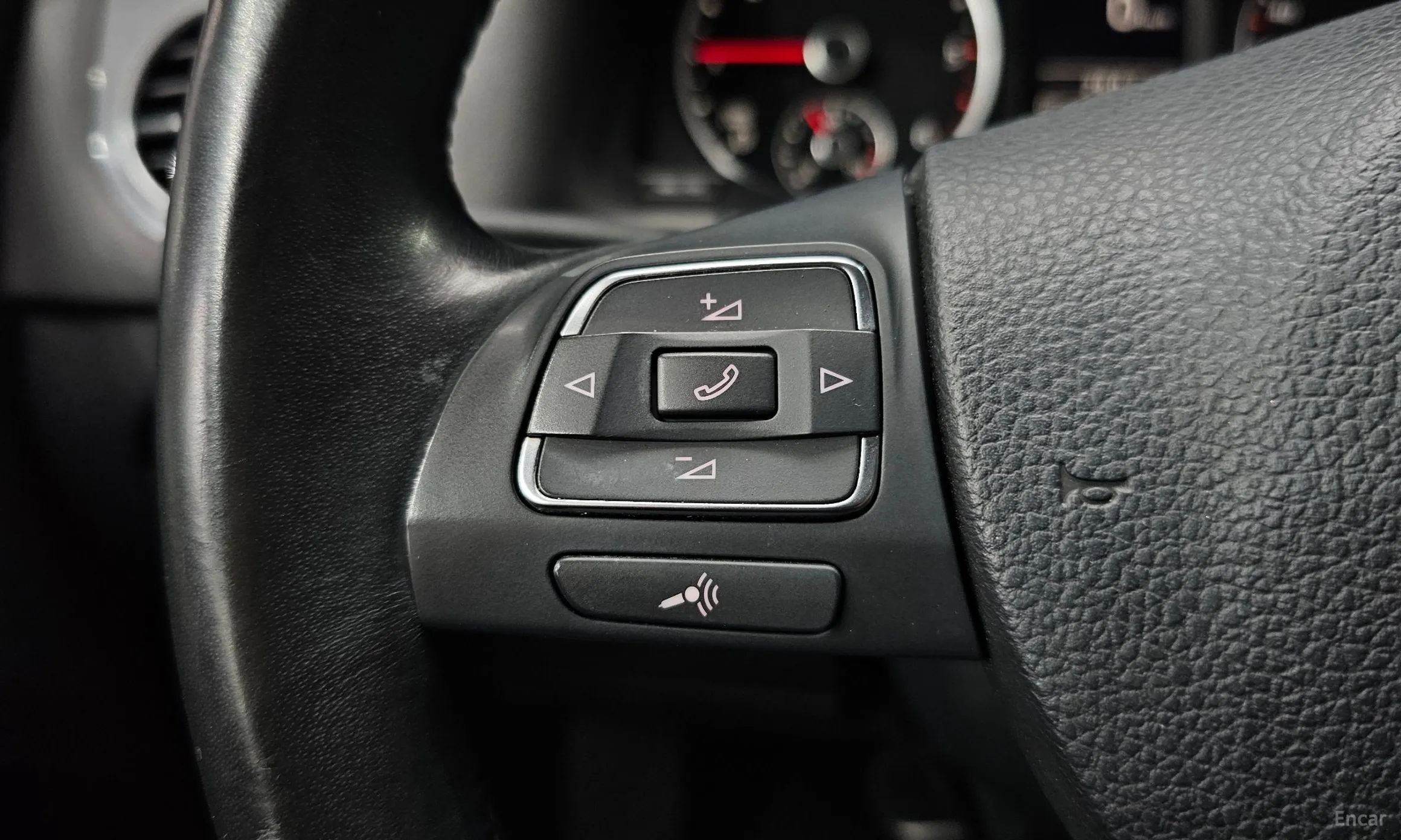 Volkswagen New Tiguan превью 20