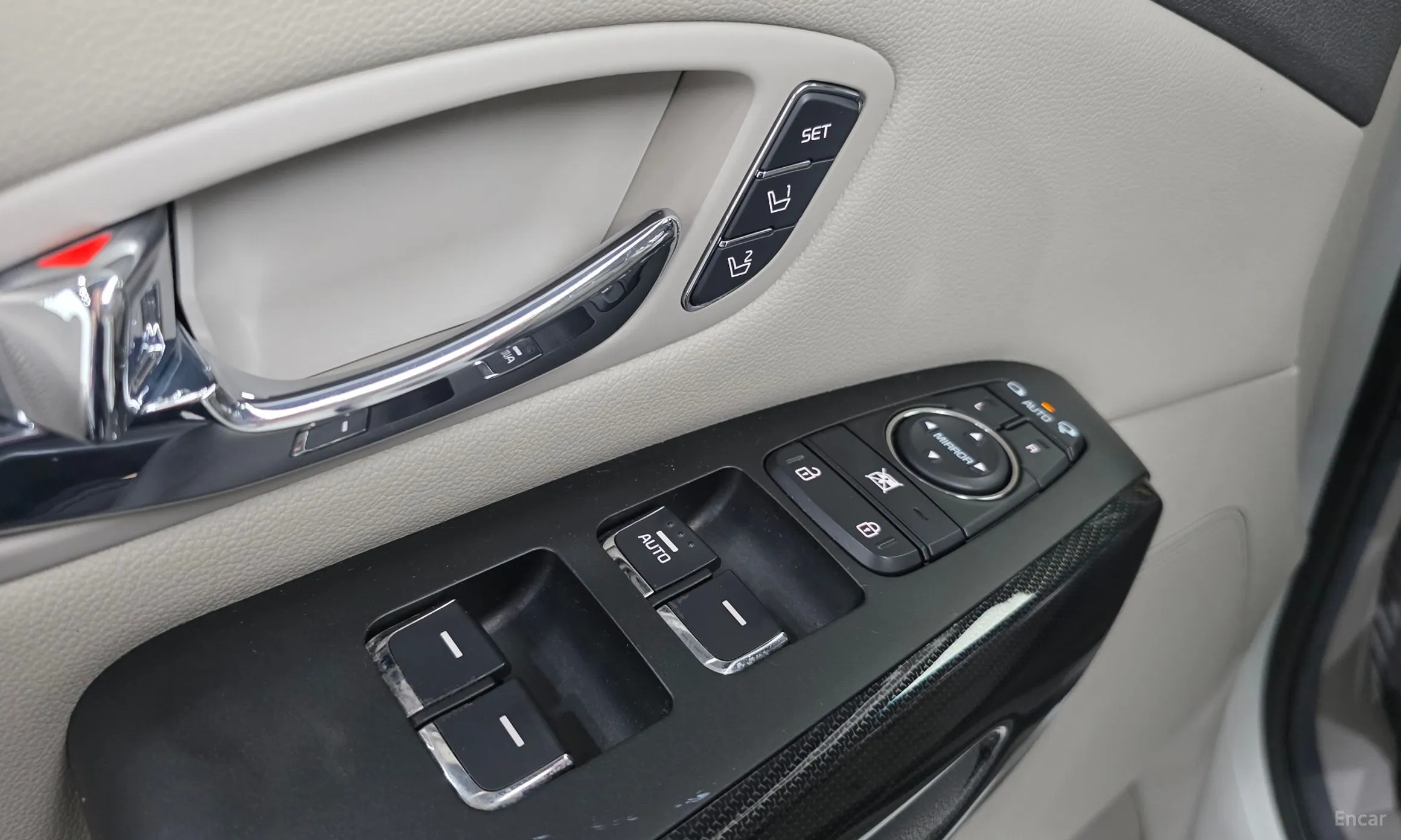 Kia Carnival превью 12