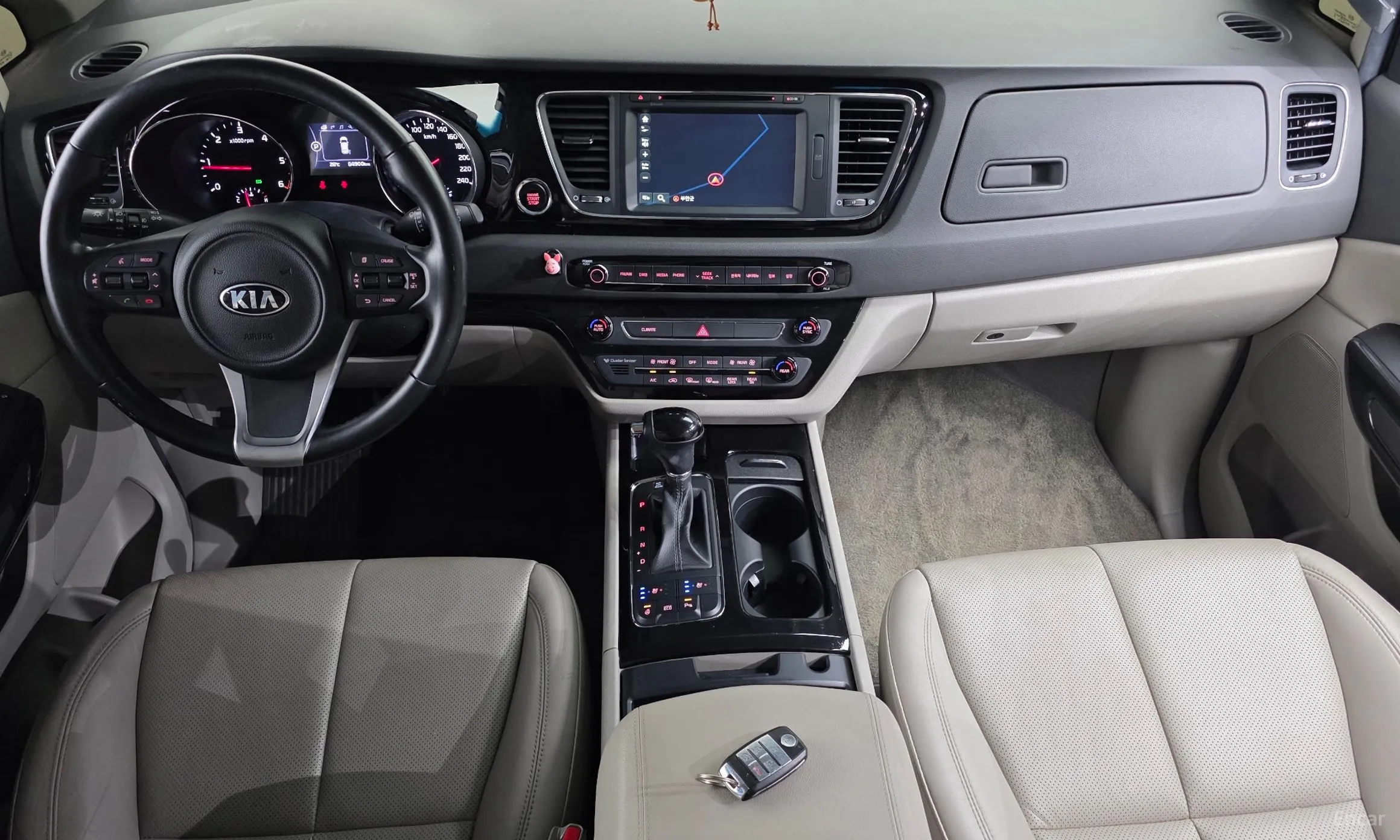 Kia Carnival превью 7