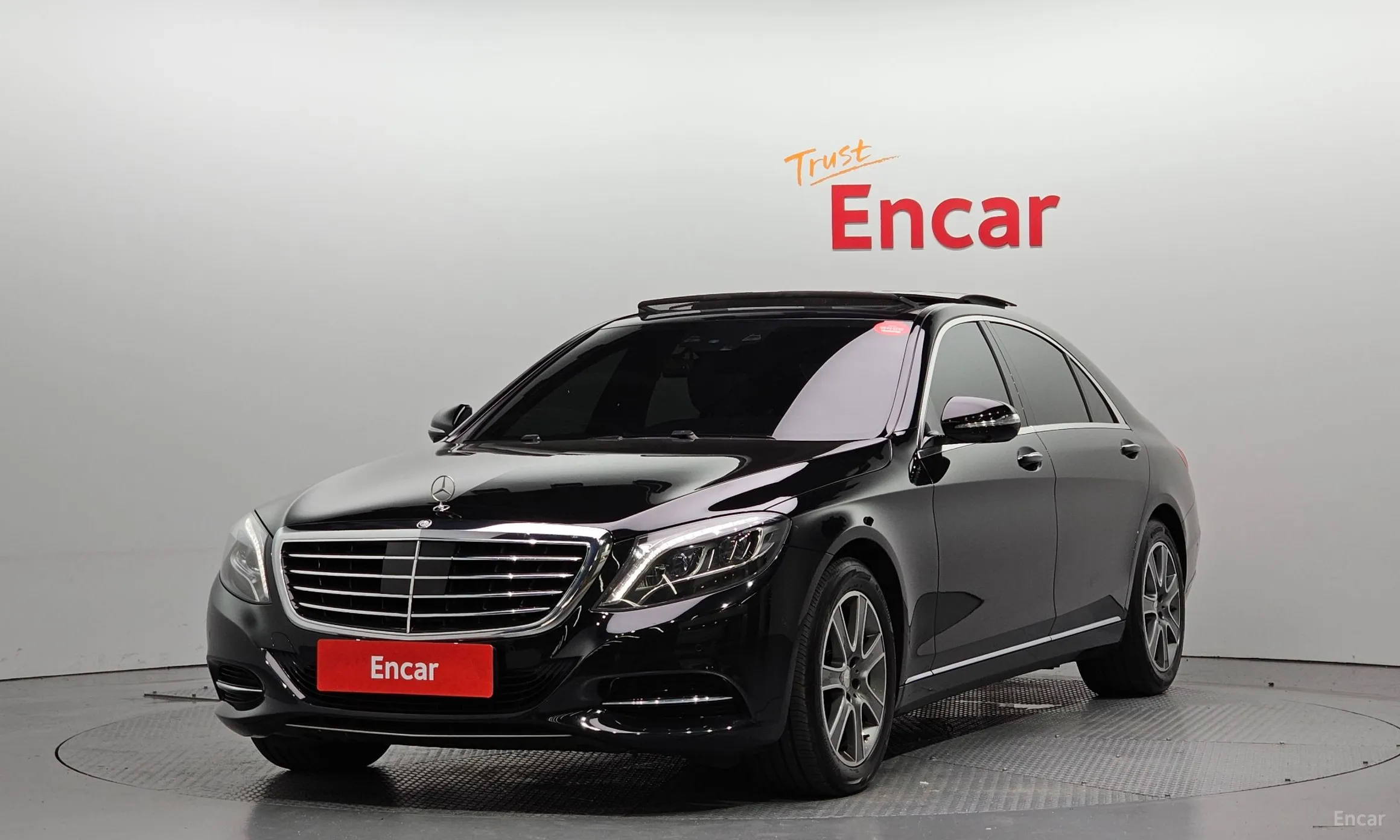 Mercedes Benz S-Class W222
