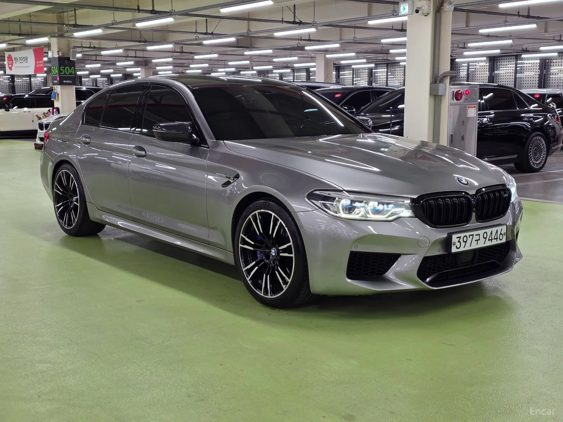 BMW M5 (F90)
