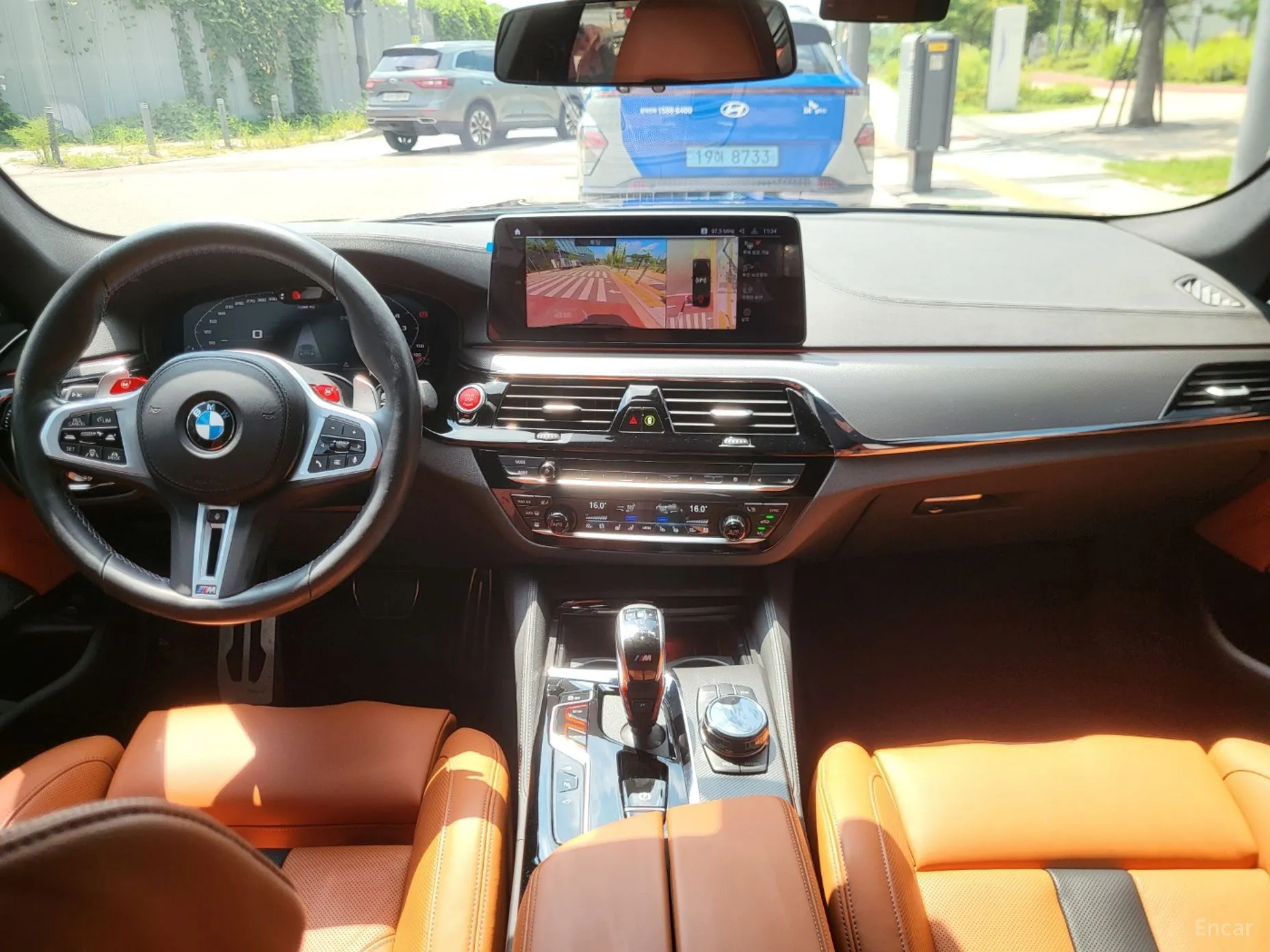 BMW M5 (F90) превью 4