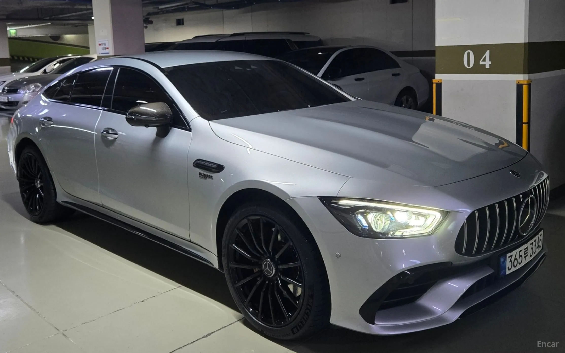 Mercedes Benz AMG GT