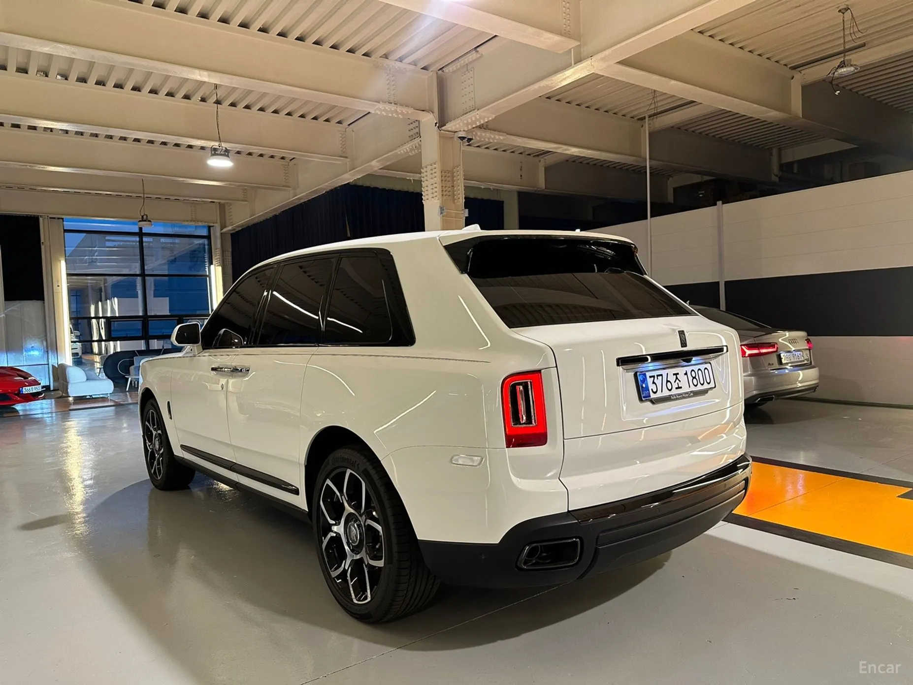 Rolls-Royce Cullinan превью 3