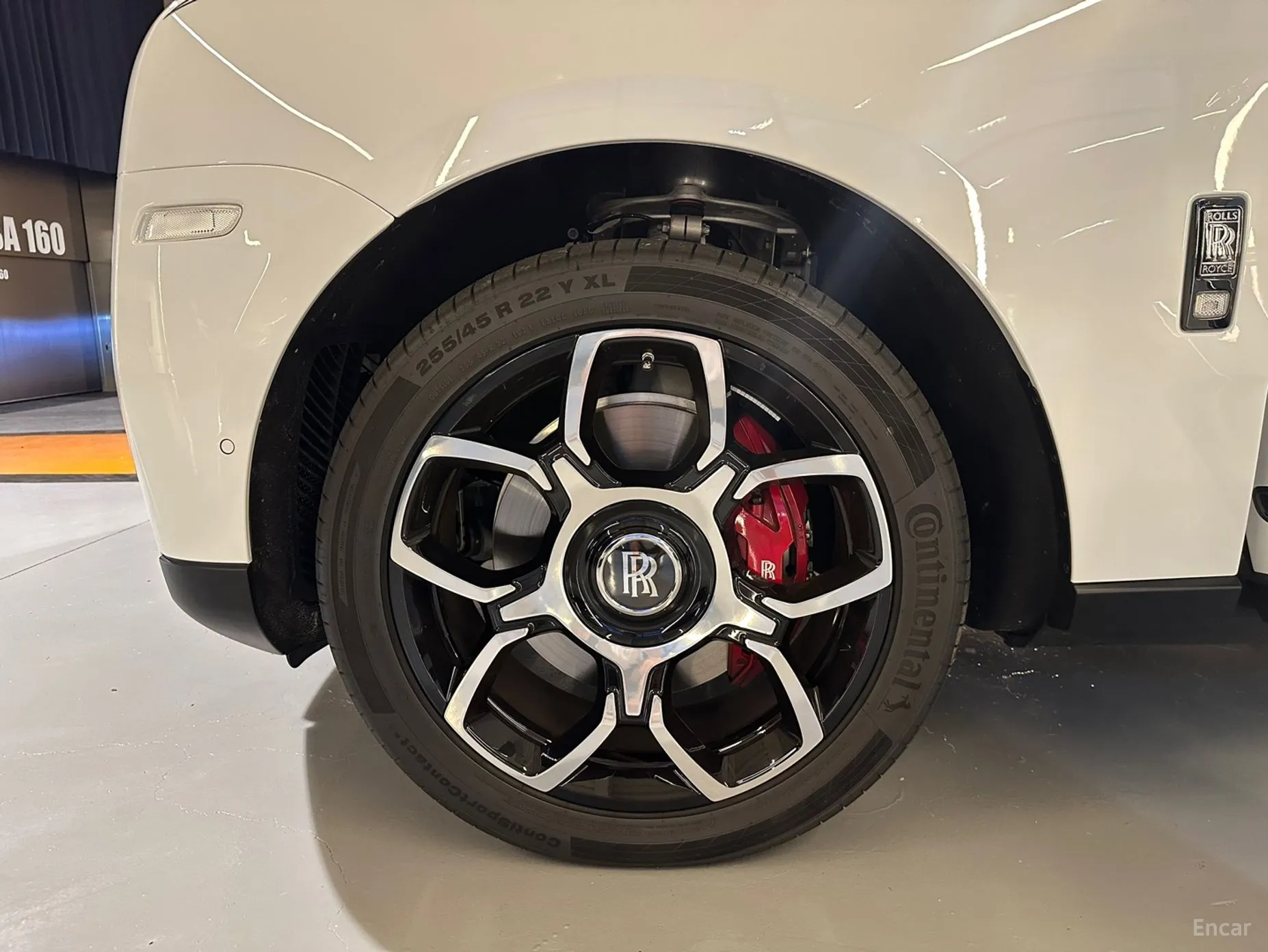 Rolls-Royce Cullinan превью 7