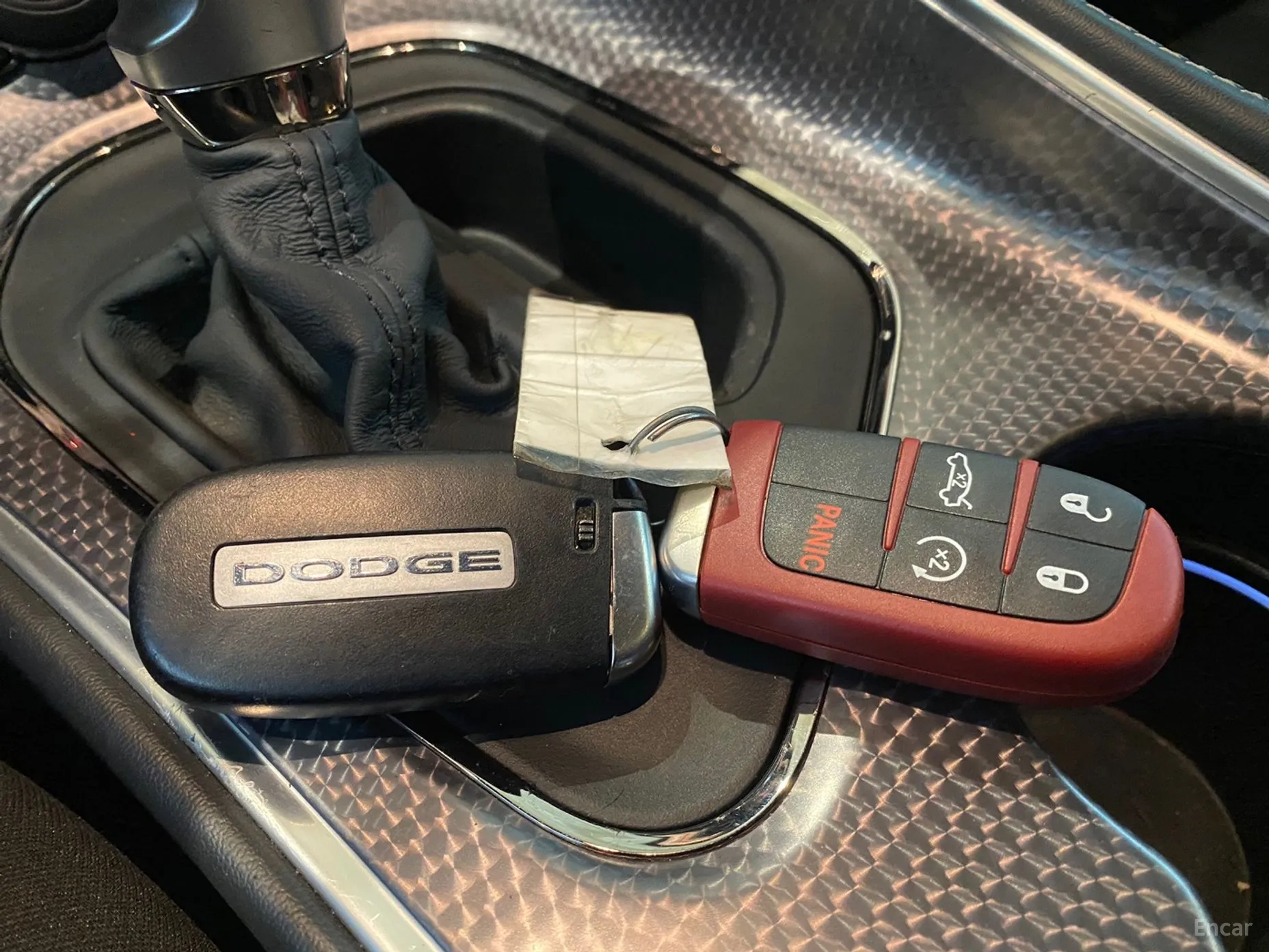 Dodge Challenger превью 15