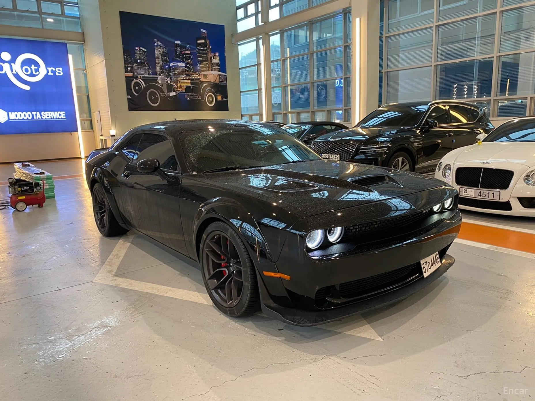 Dodge Challenger