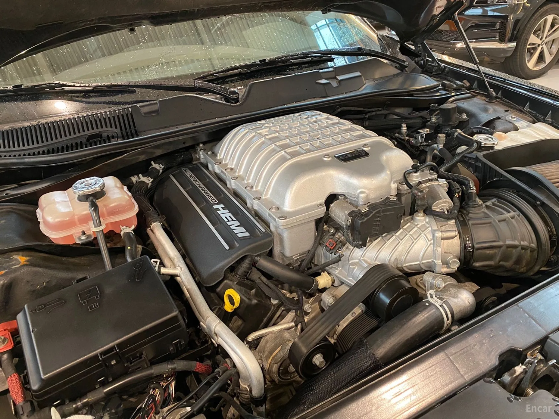 Dodge Challenger превью 9