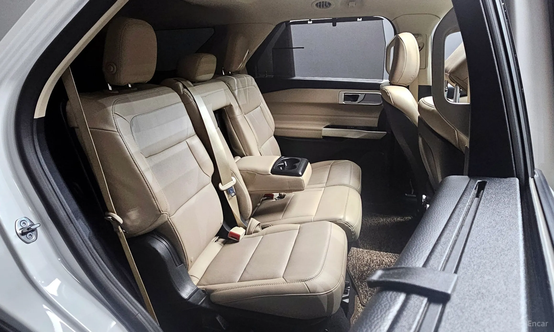 Ford Explorer 6th Generation превью 12