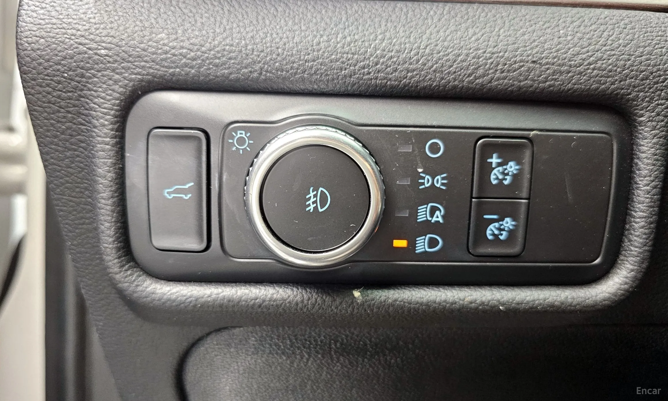 Ford Explorer 6th Generation превью 17