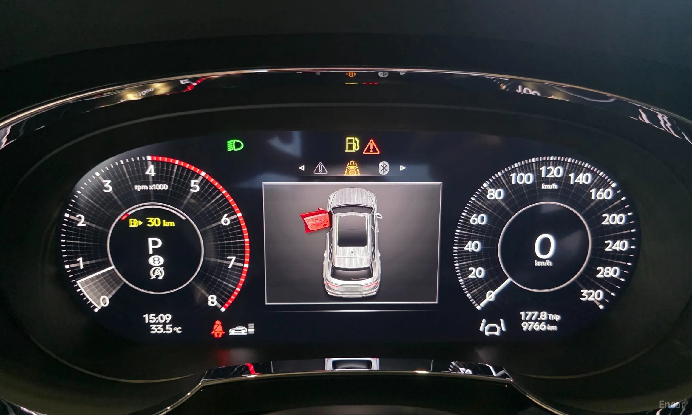 Bentley Bentayga превью 10