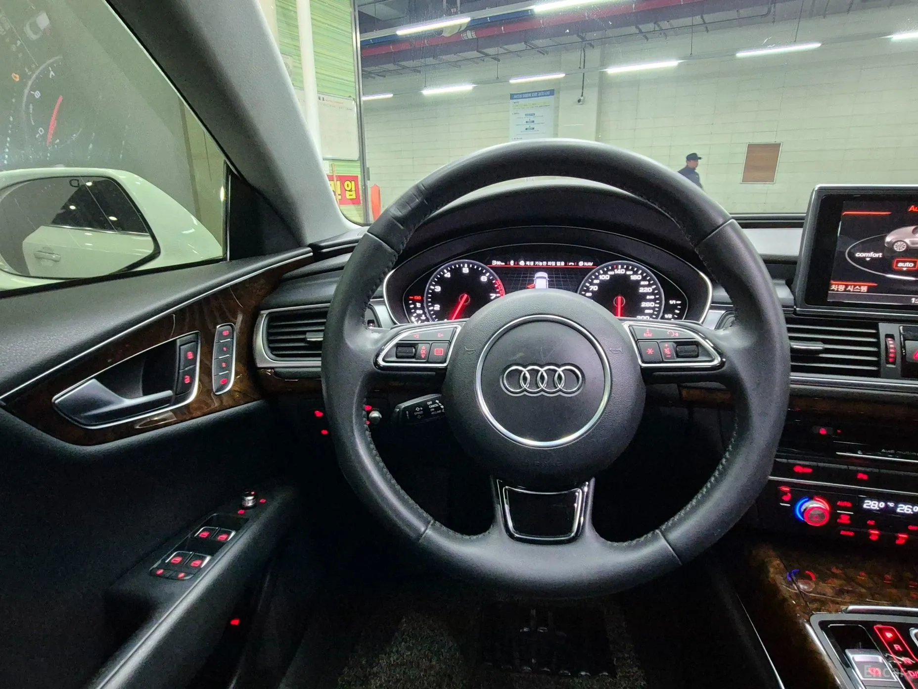 Audi A7 превью 8