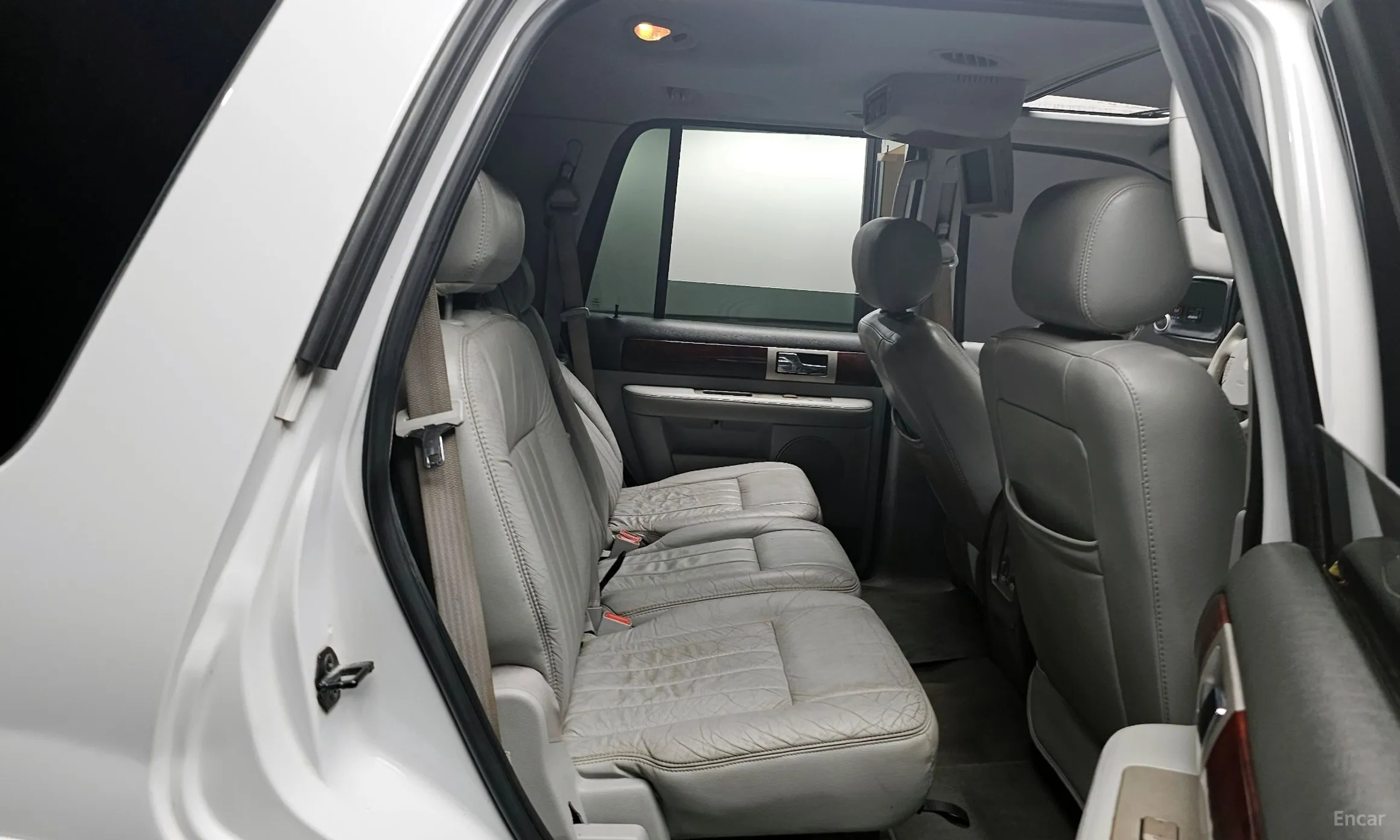 Lincoln Navigator превью 11