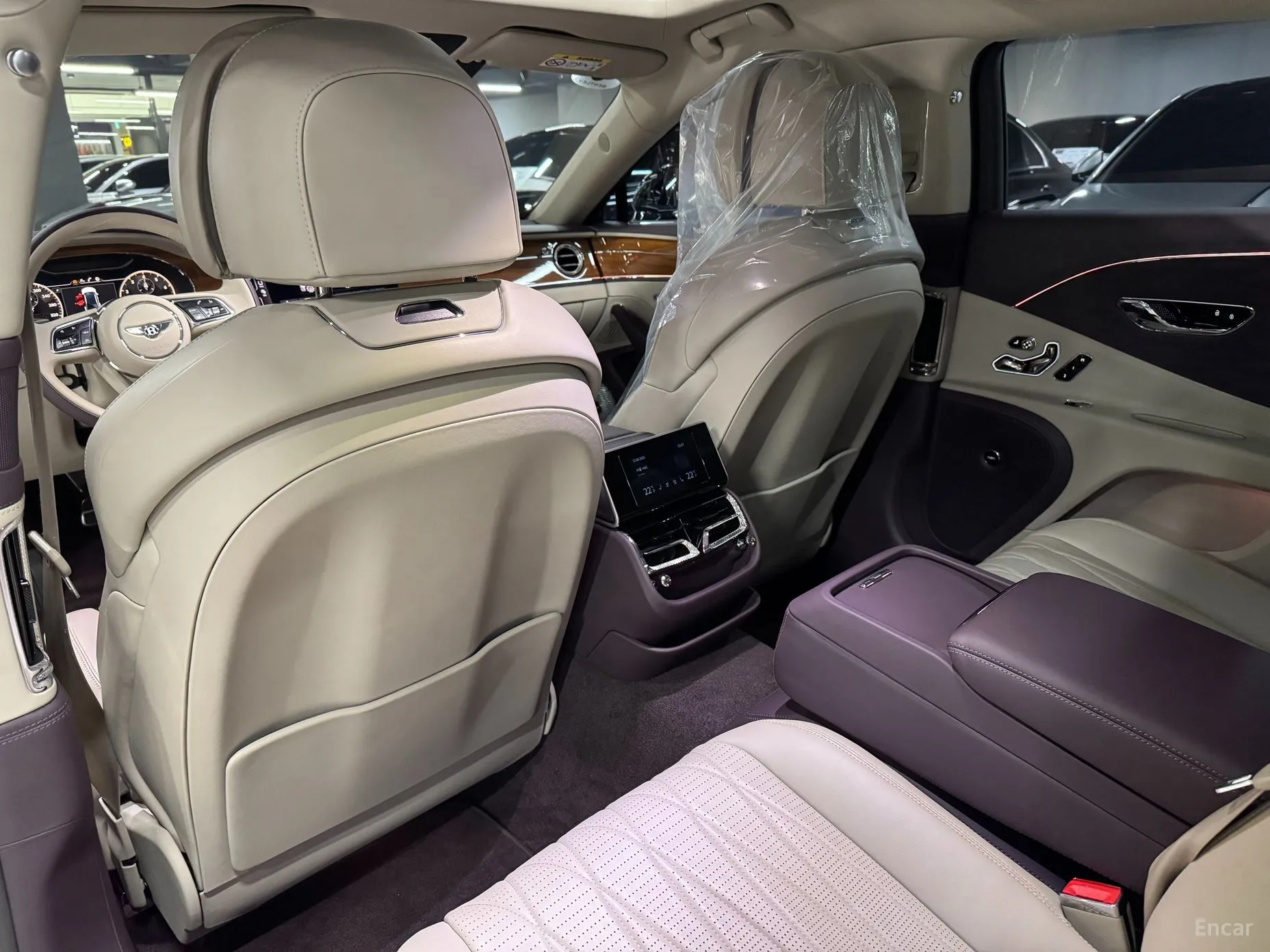 Bentley Flying Spur 3rd Generation превью 14