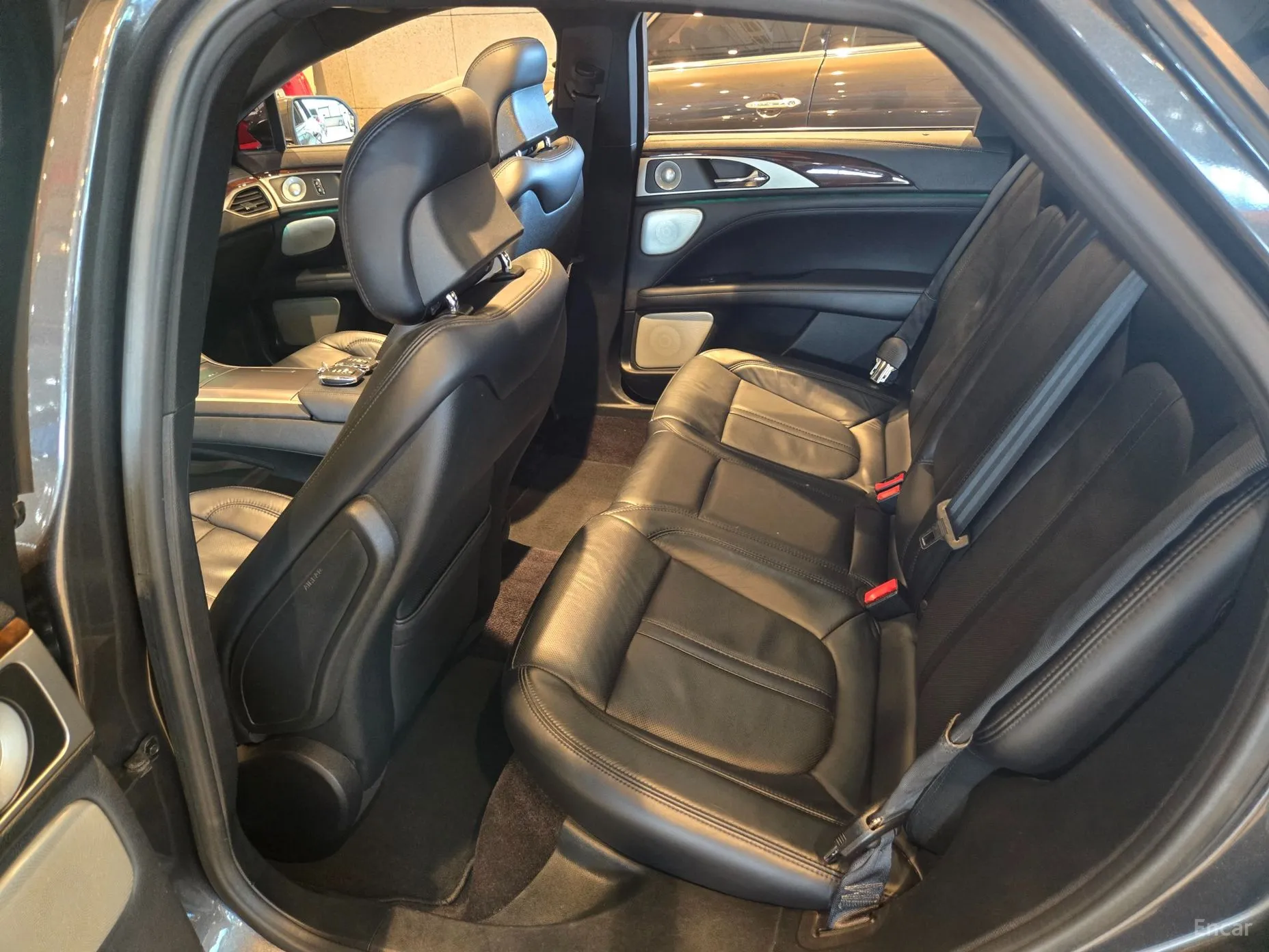 Lincoln New MKZ превью 12