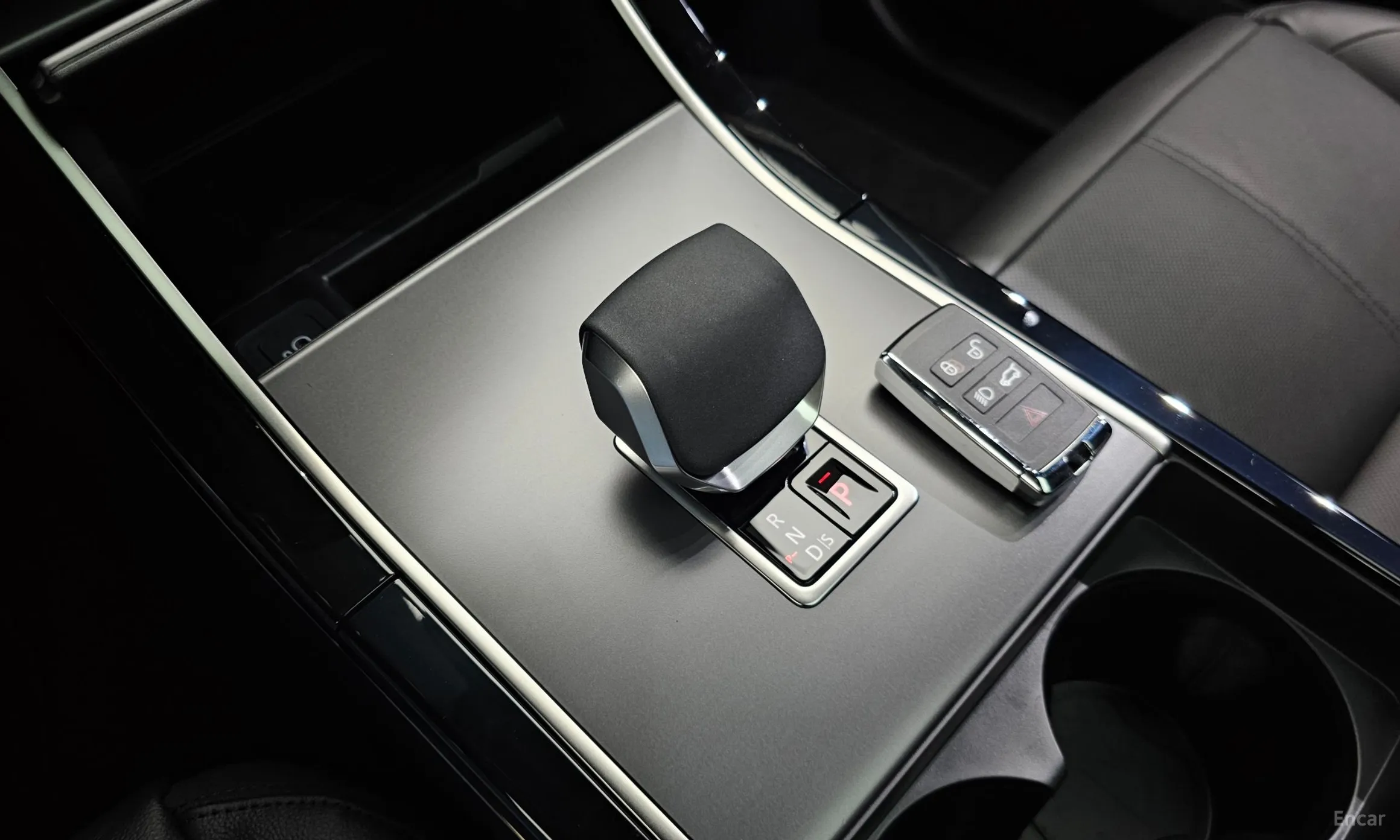 Land Rover Range Rover Bella превью 17