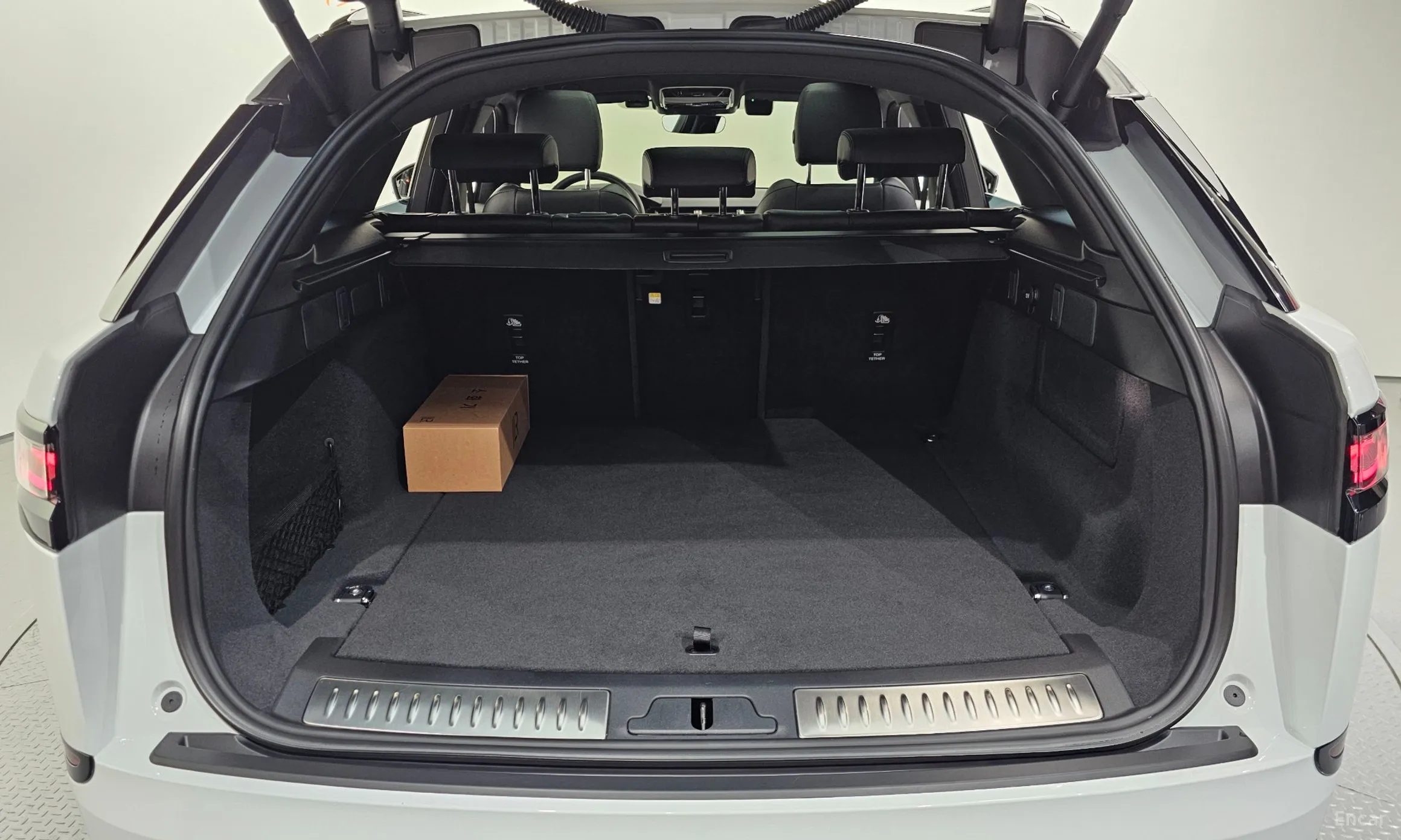 Land Rover Range Rover Bella превью 20