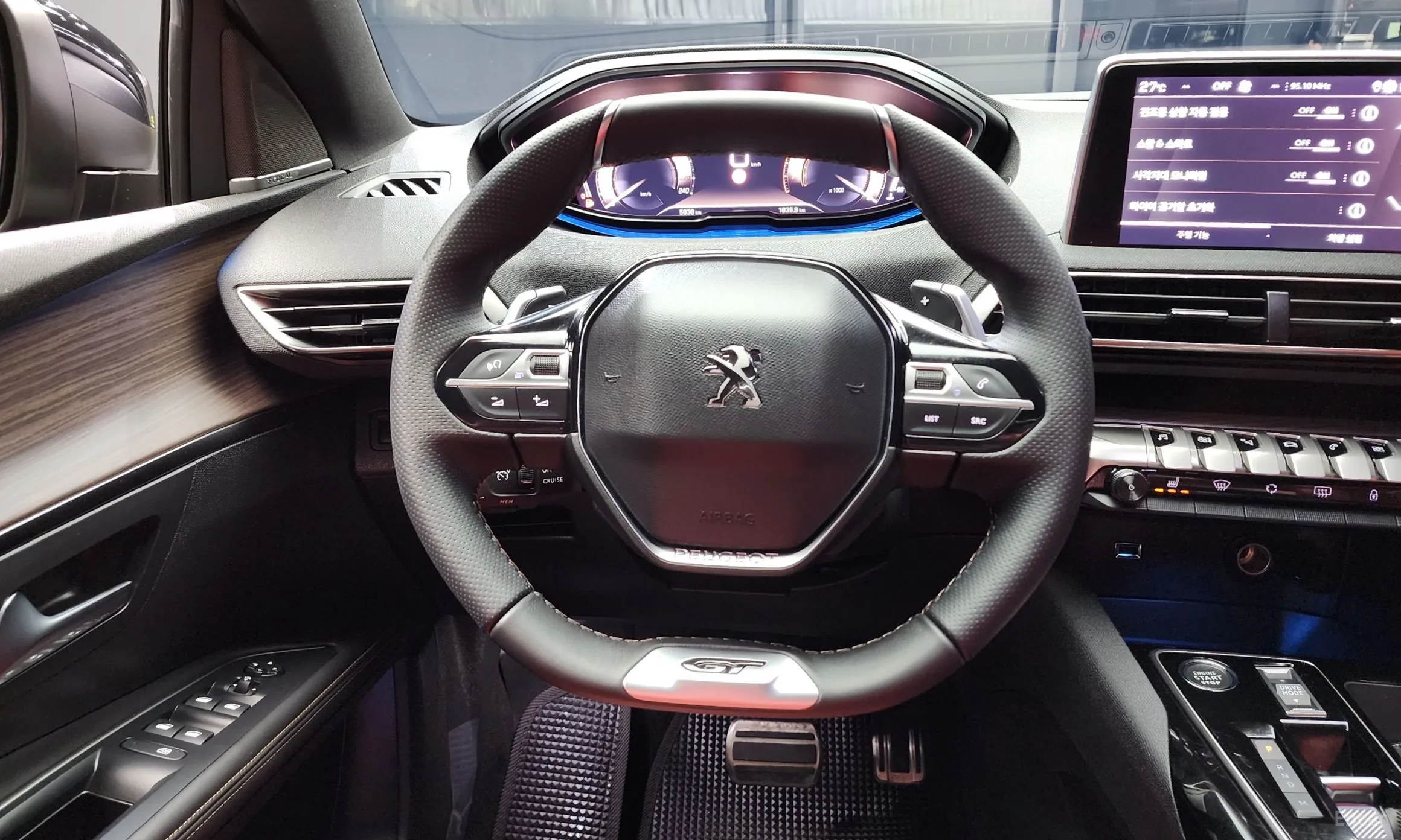 Peugeot 5008 2nd generation превью 13