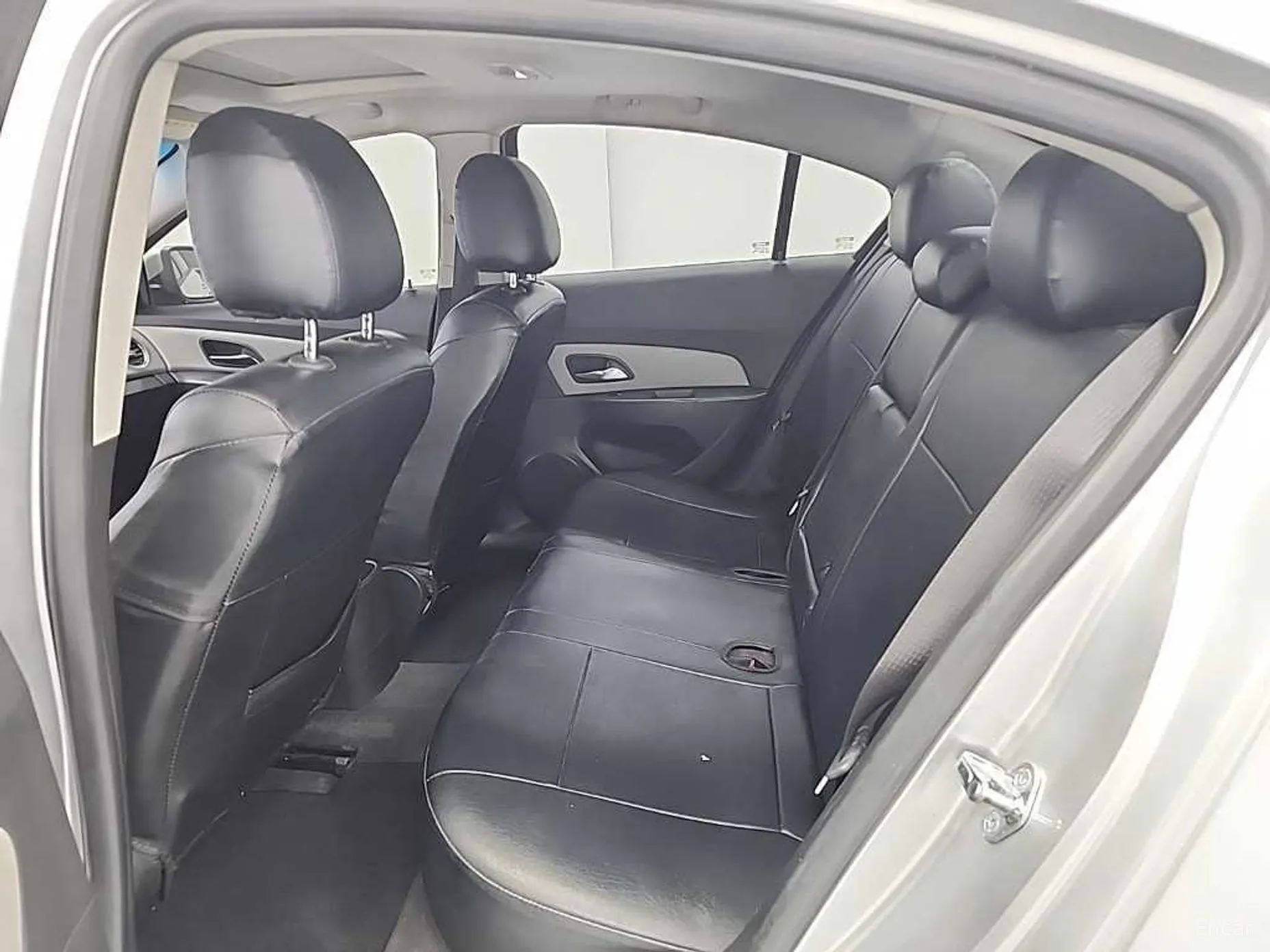 Chevrolet (GM Daewoo) Cruze превью 12