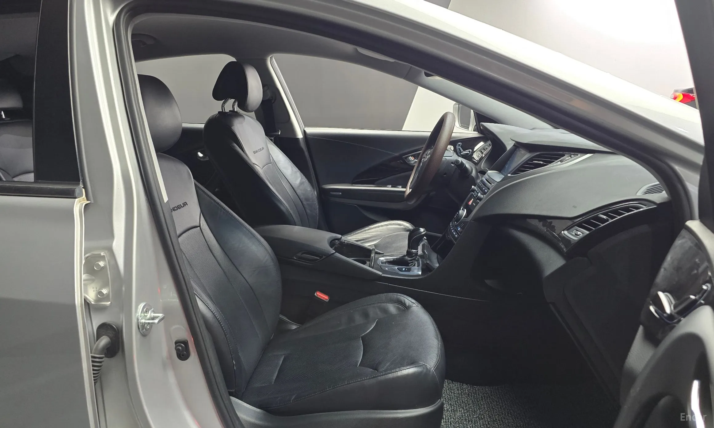 Hyundai Grandeur HG превью 10