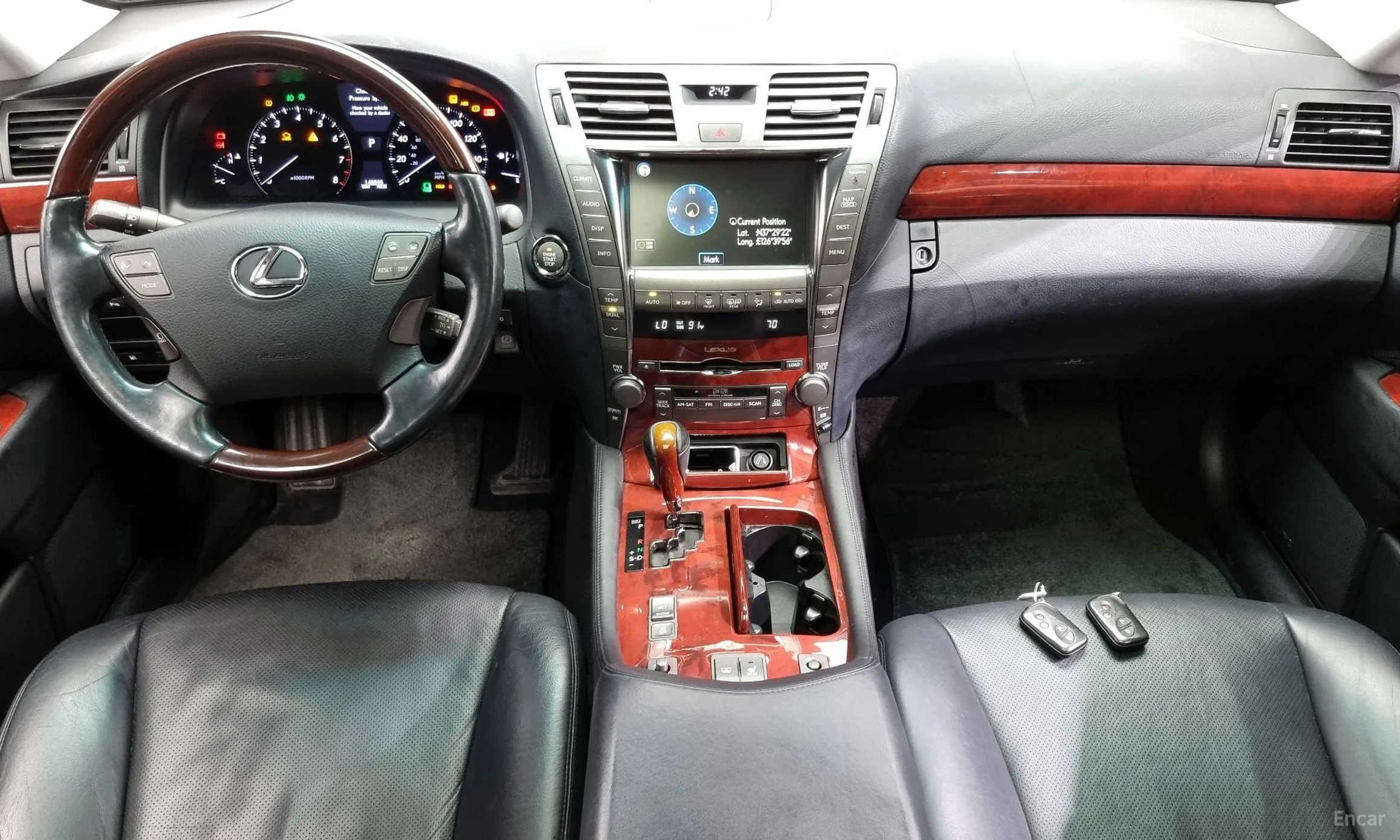 Lexus LS460L превью 7