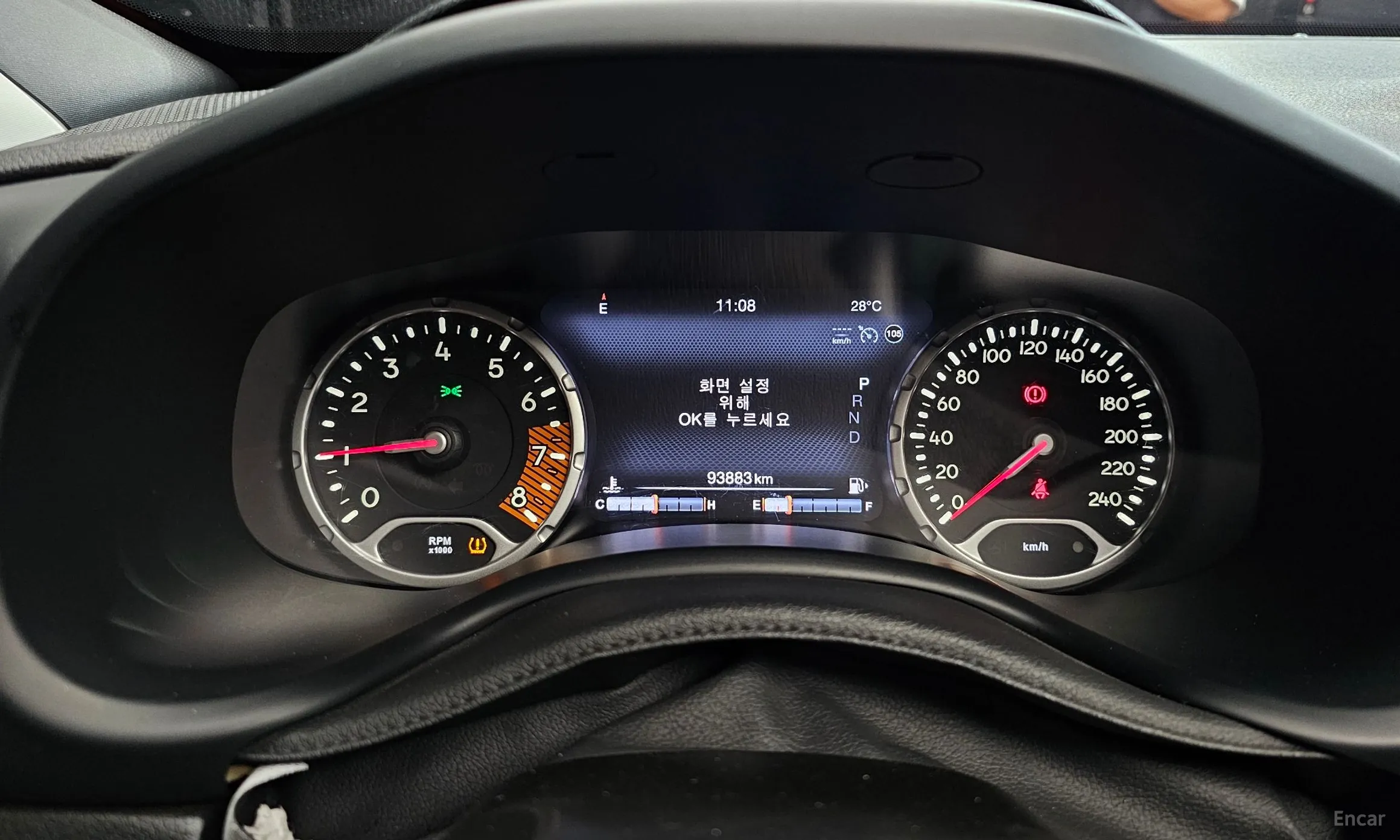 Jeep Renegade превью 8