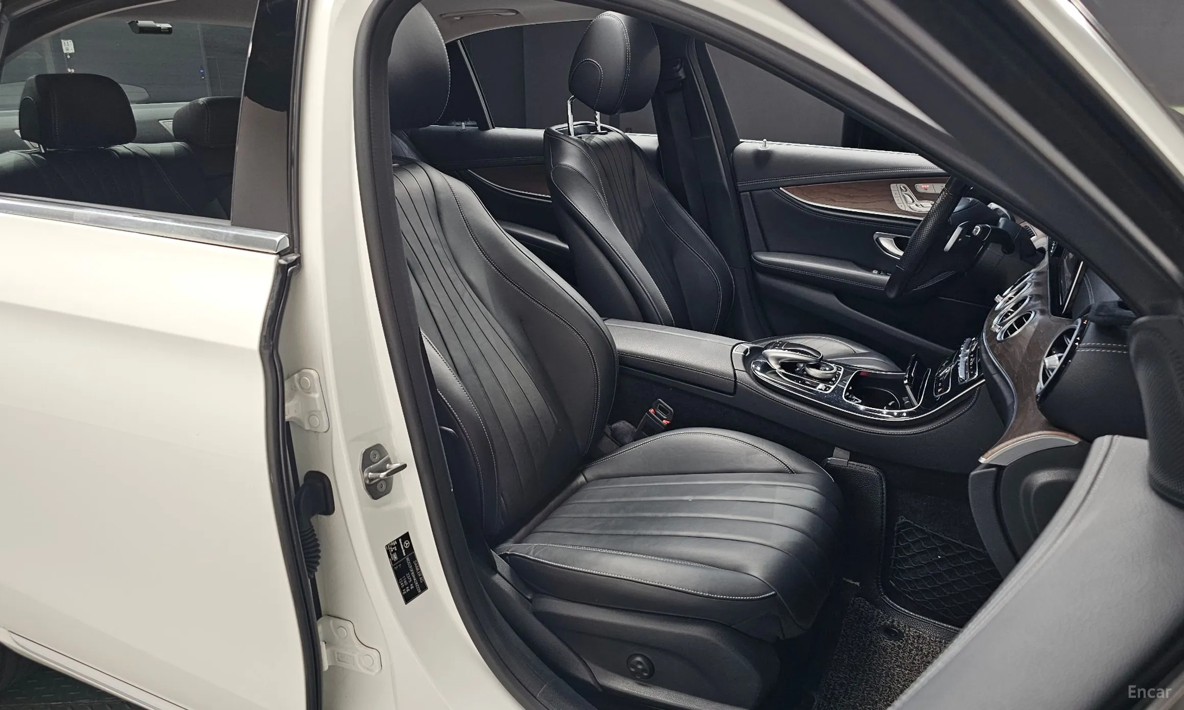 Mercedes Benz E-Class W213 превью 10