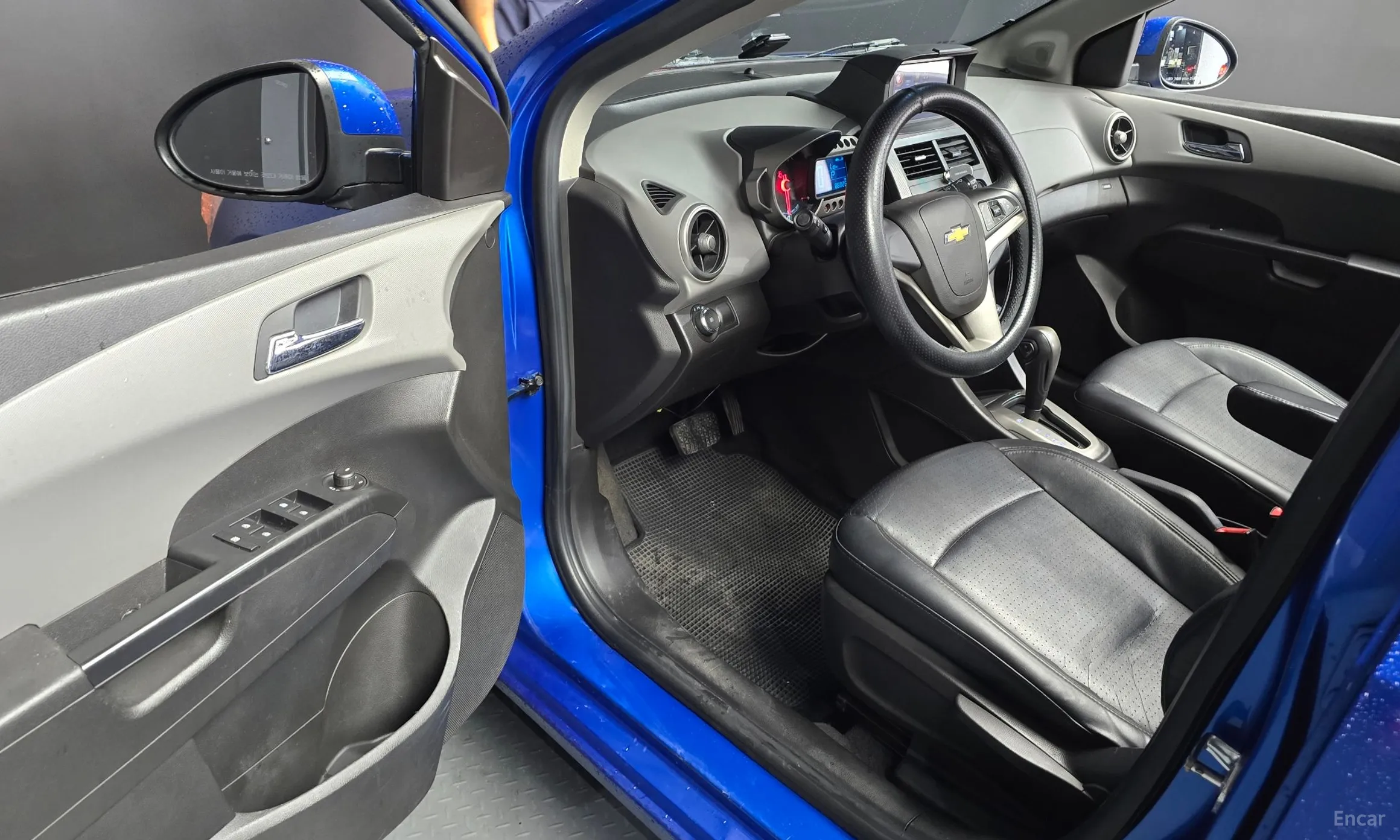 Chevrolet (GM Daewoo) Aveo Hatchback превью 11