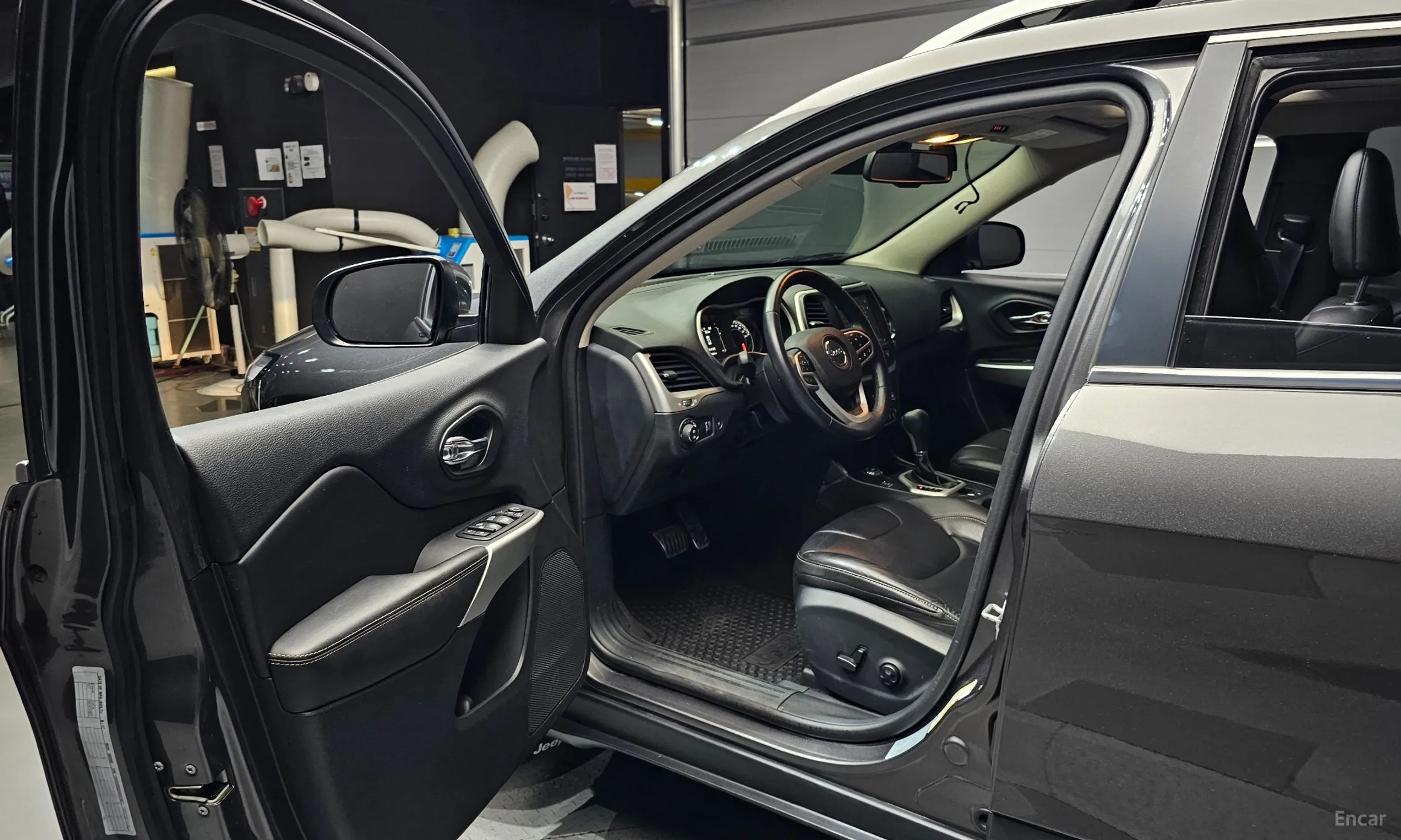 Jeep Cherokee (KL) превью 11