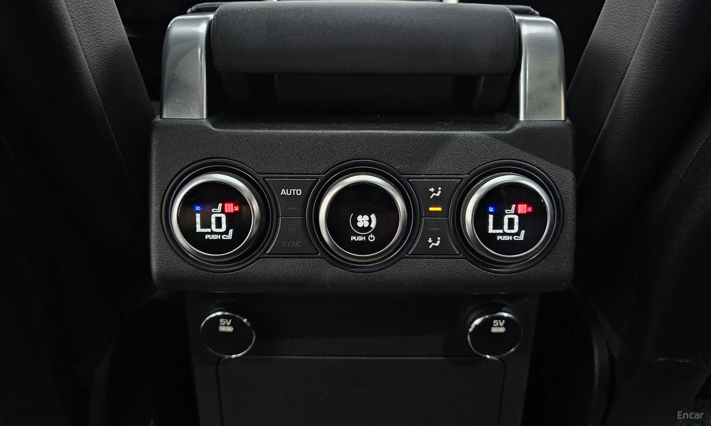 Land Rover Discovery 5 превью 19