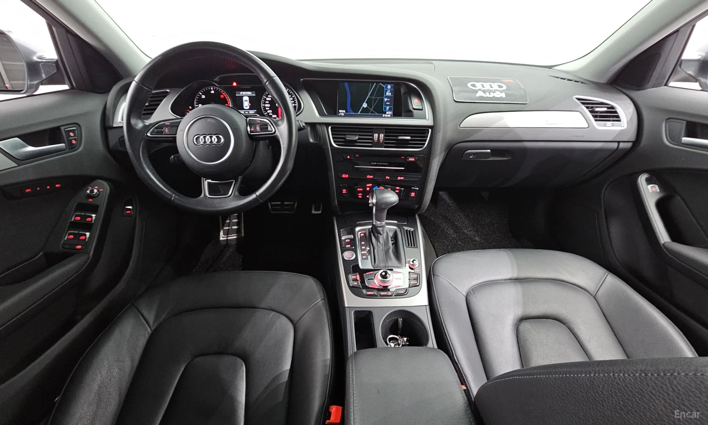 Audi New A4 превью 7